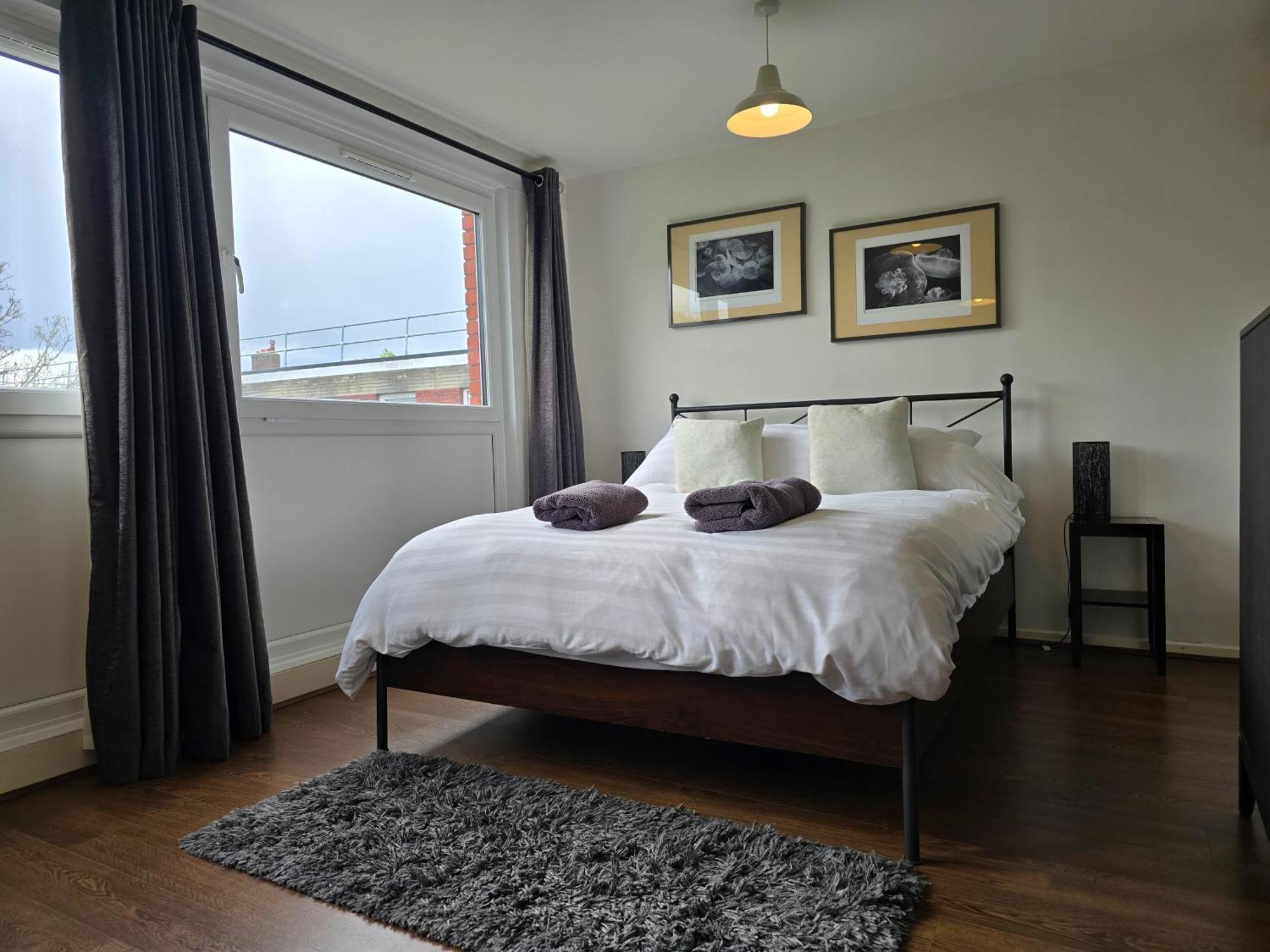 Apartment Modern Central Family-home For 6 *