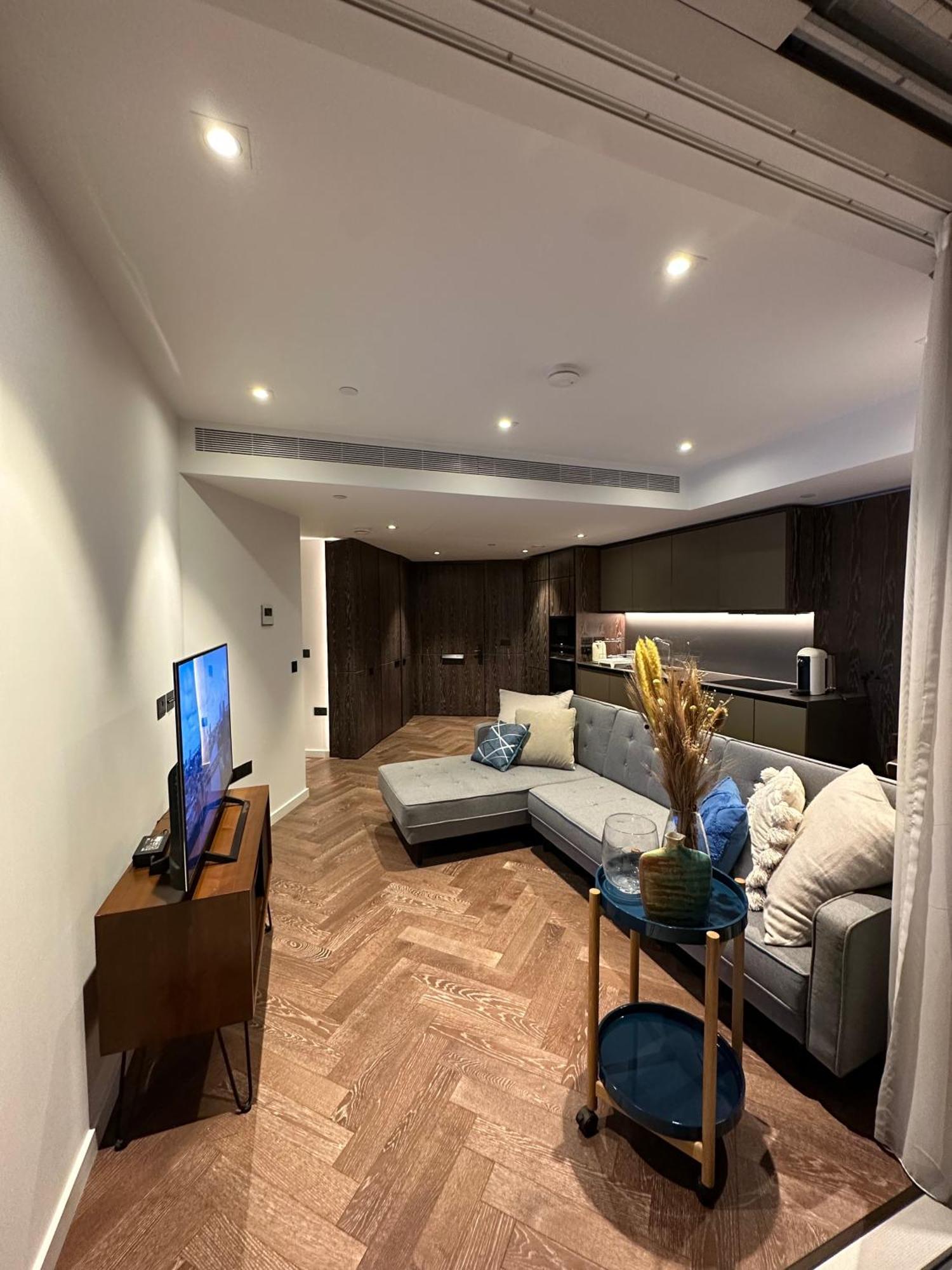 Apartment Battersea Power Station London