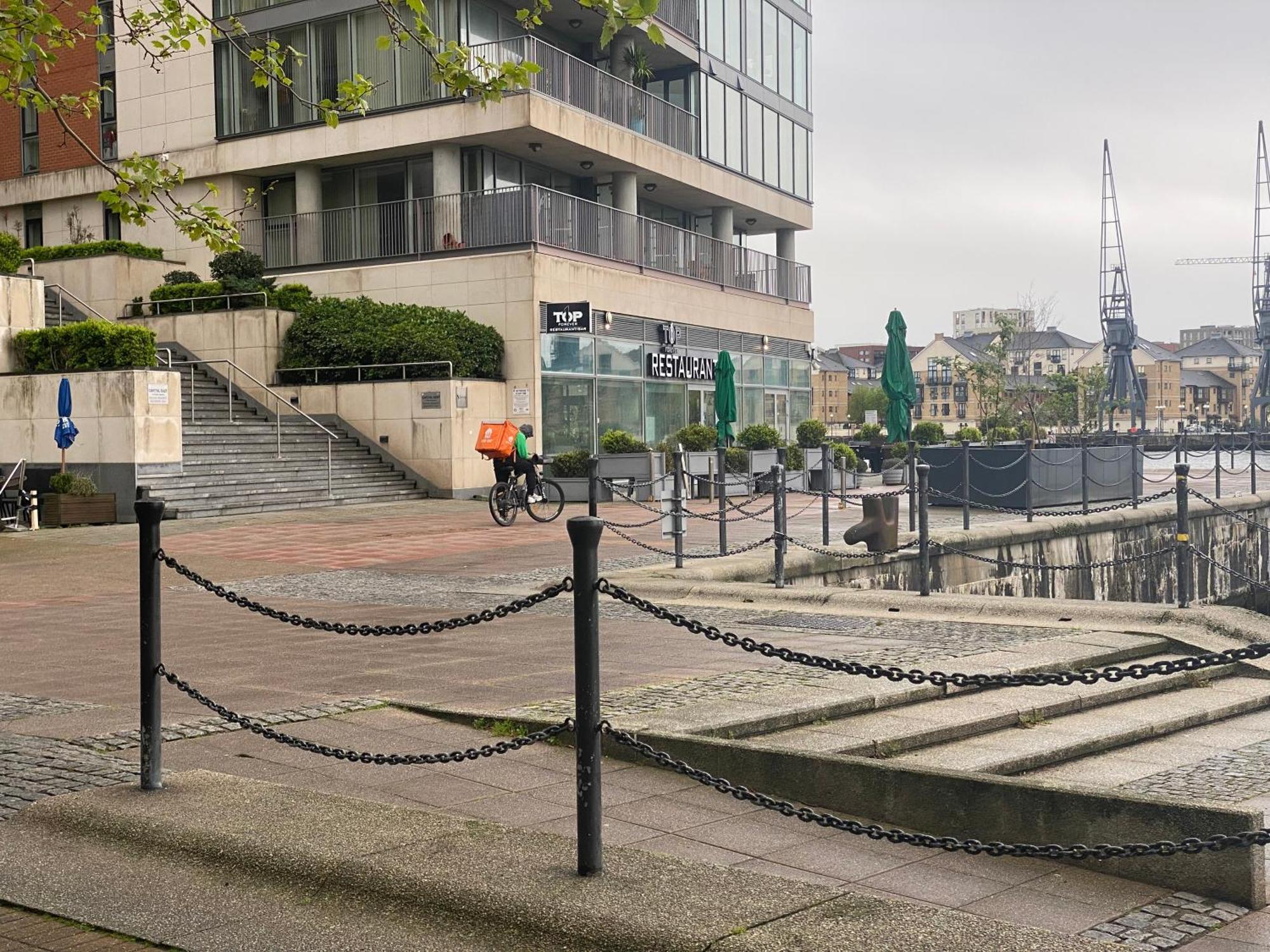 Cosy 3 Bed Penthouse In Royal Docks Londra