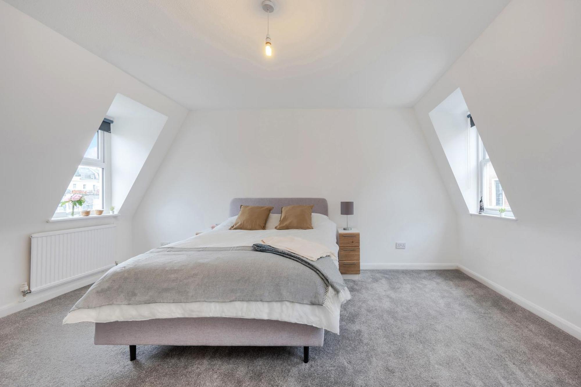 Lägenhet Luxury 3 Bedroom Near Hyde Park
