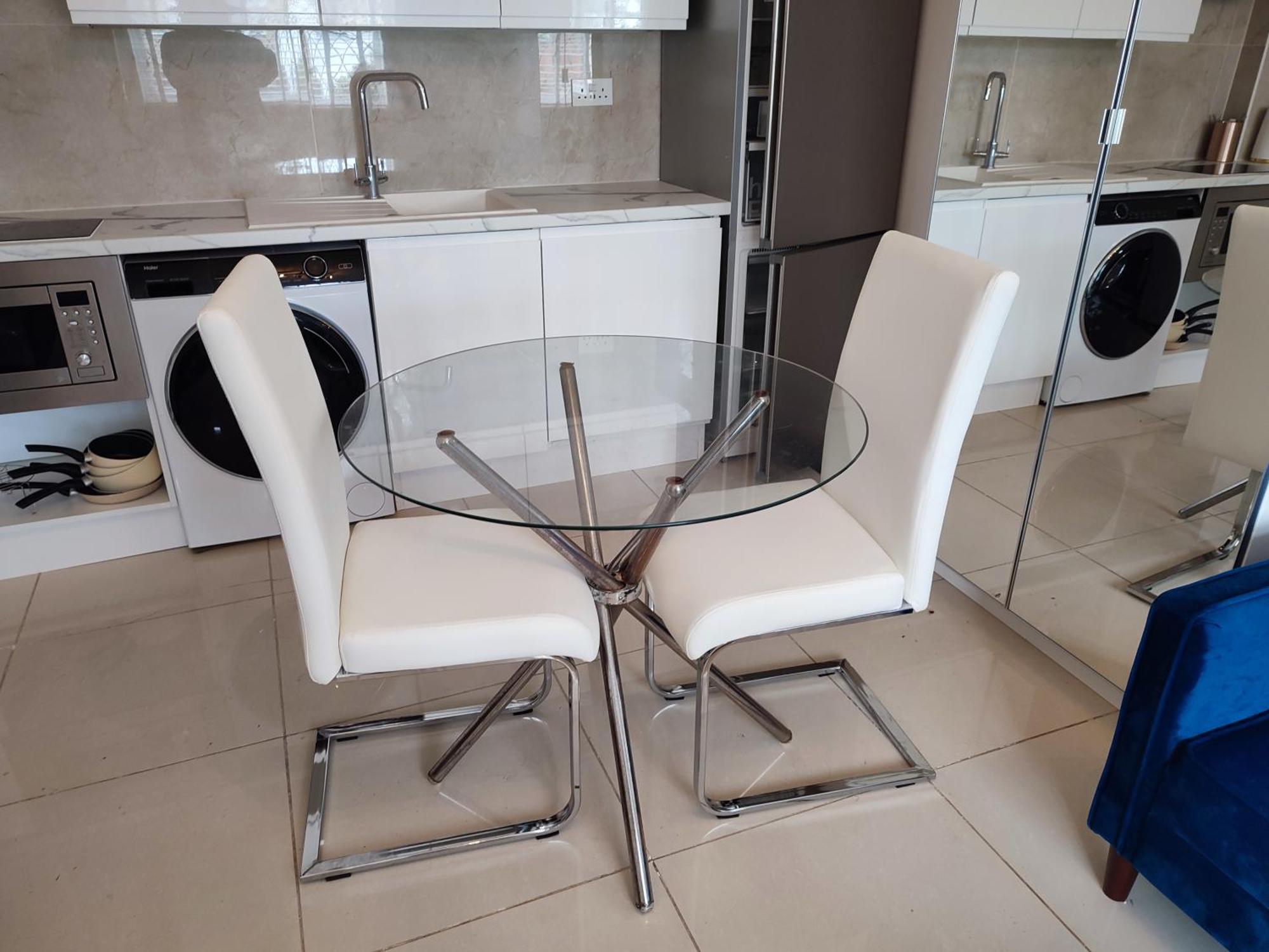 Appartement Bright And Spacious Studio Flat Londen