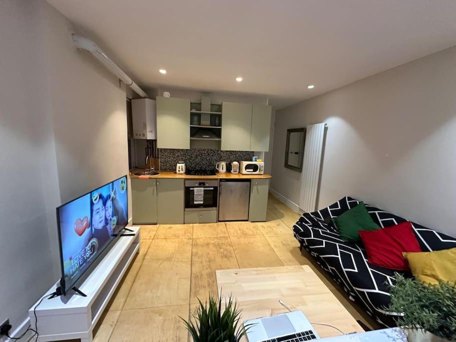 Appartement Comfortable Flat Near Portobello Rd Londres
