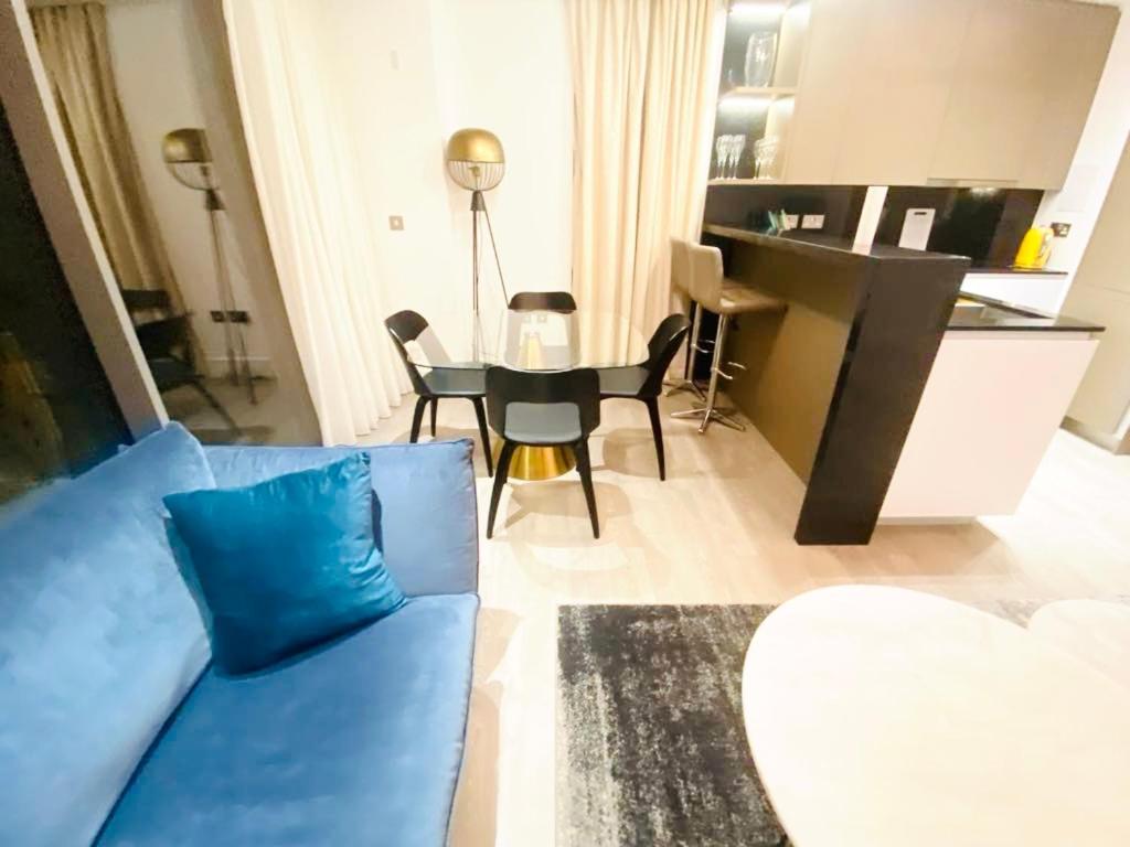 Lägenhet Avrora 2 Bedroom Luxury