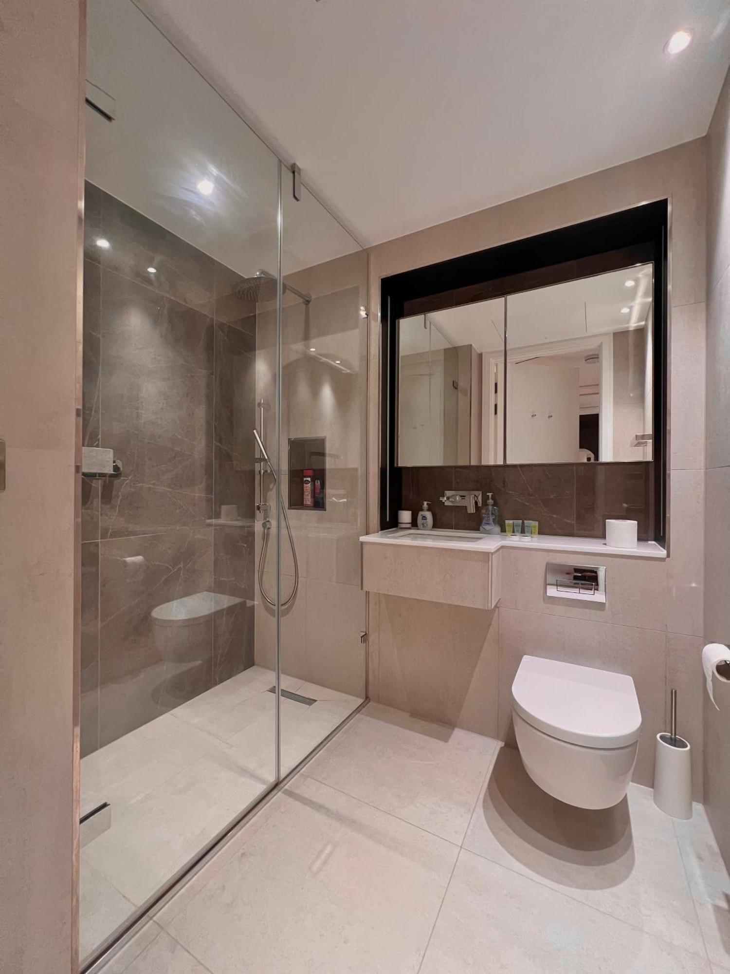 Luxury 2 Bedroom In Old Street, Lägenhet London