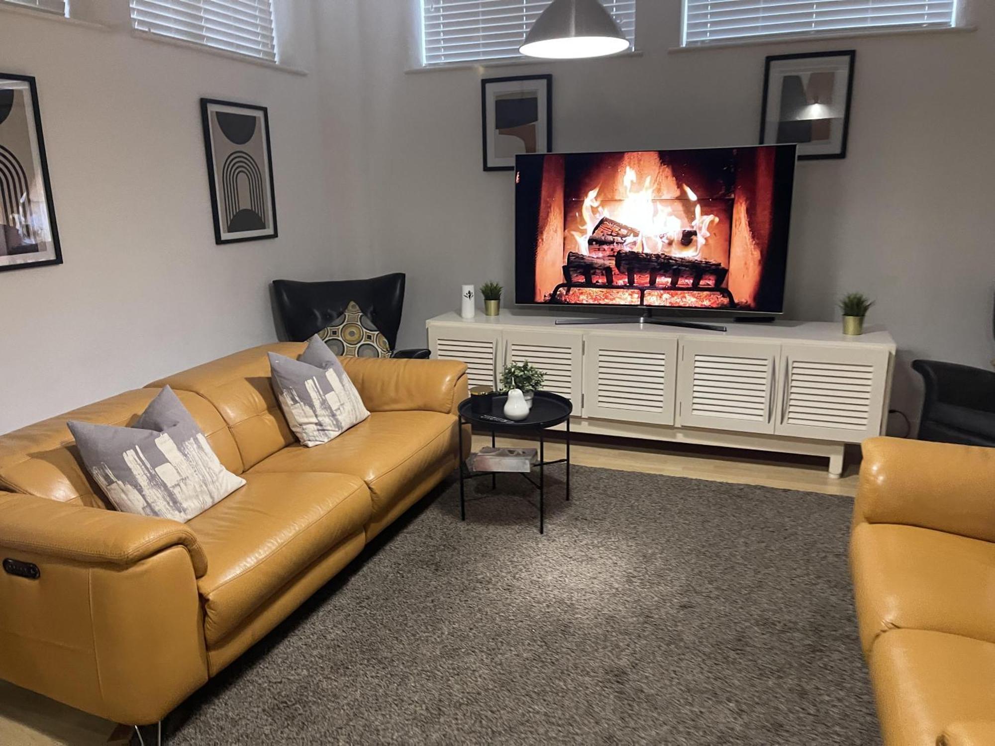 Apartment Immaculate 2-bed In *