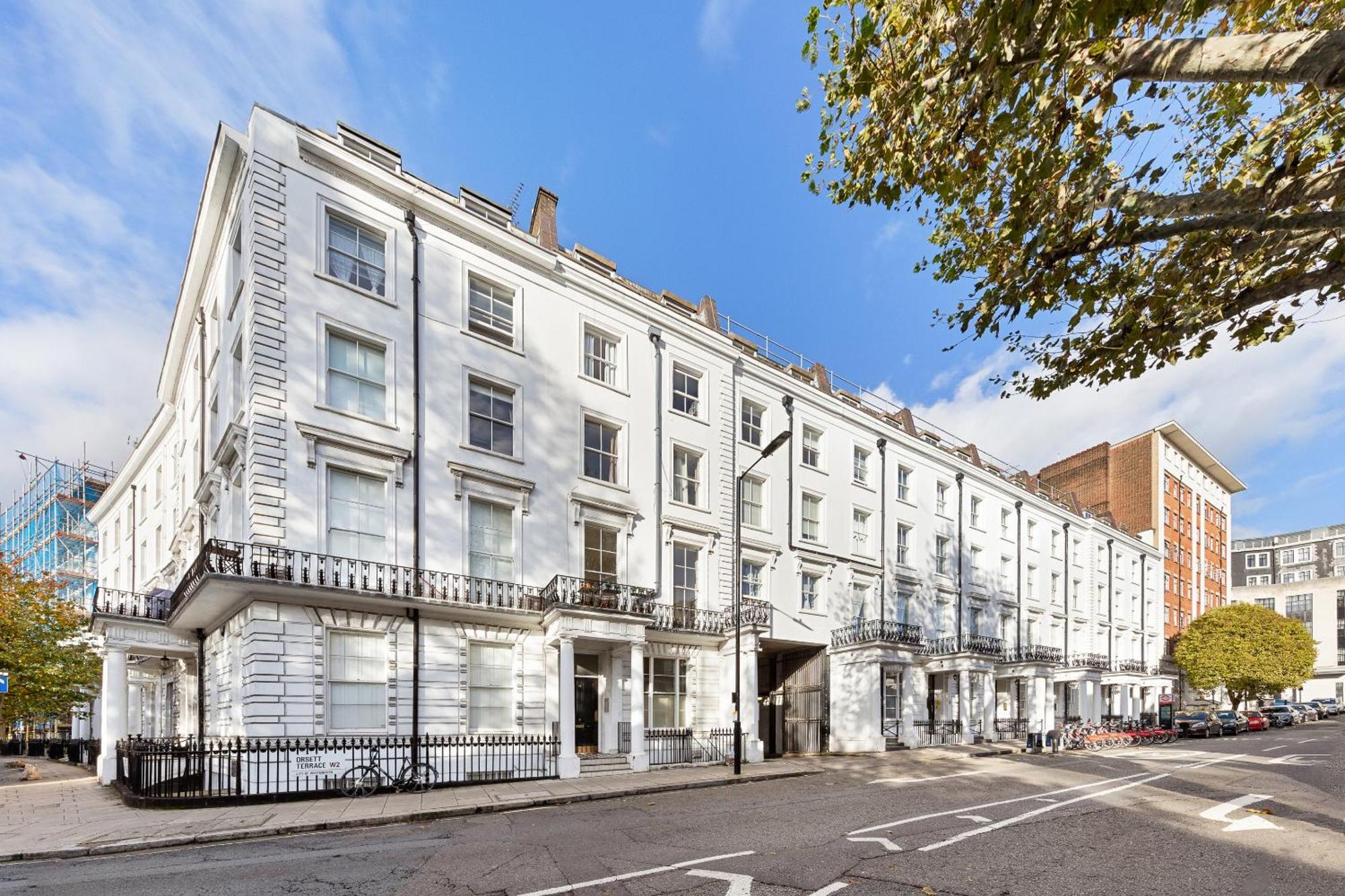 Paddington Station Paradise For Up To 4 Guests! Dream 2 Mins Walk From Station With Extra Double Sofa Bed! Lägenhet