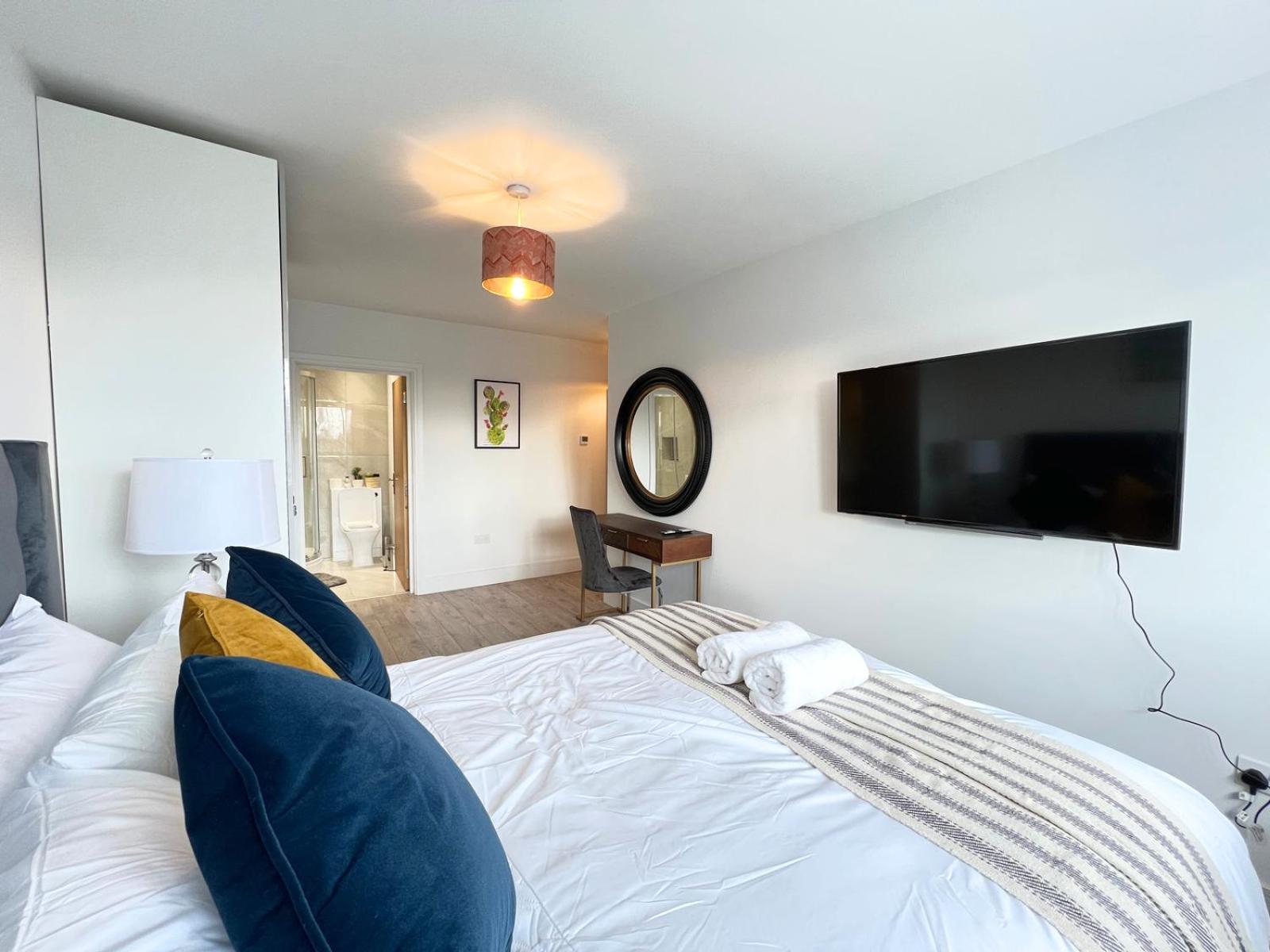 Lägenhet C1, Luxury 2 Bedroom Flat In Wembley