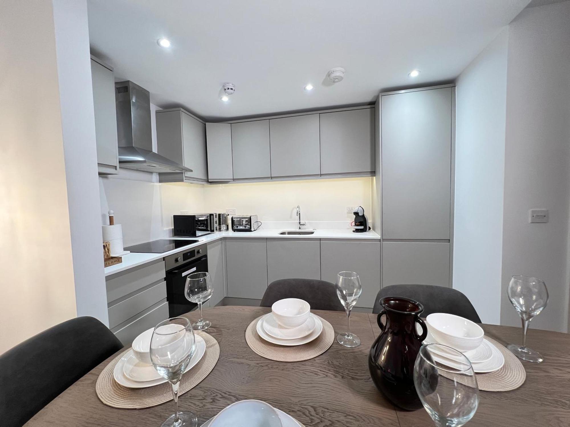 Lägenhet C1, Luxury 2 Bedroom Flat In Wembley