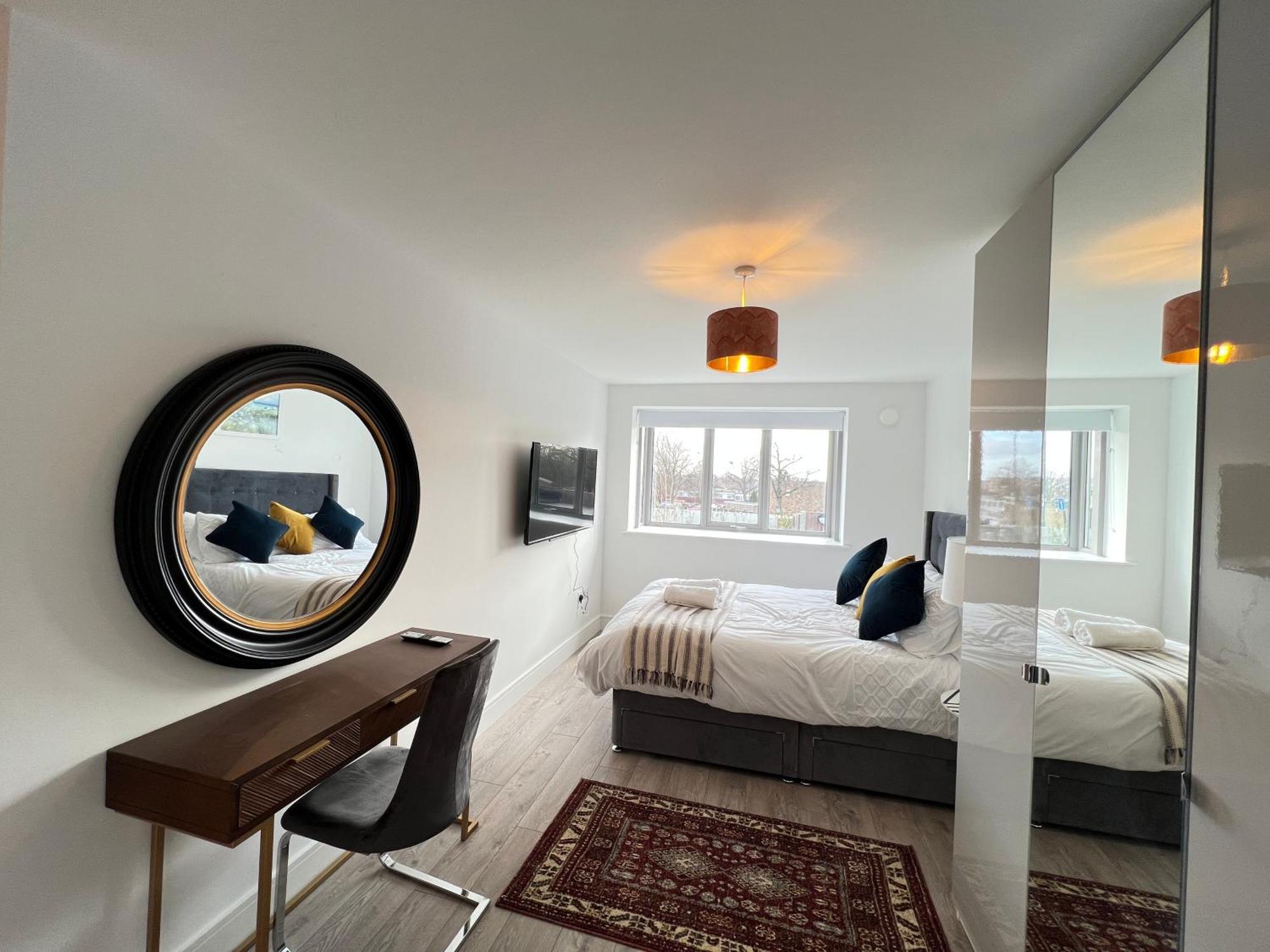 C1, Luxury 2 Bedroom Flat In Wembley Lägenhet London