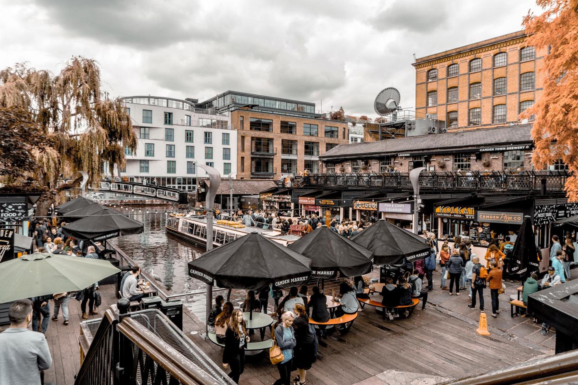 Stylish 1-minute Walk To Camden Town Metro, Shops, Cafes, Bars & Restaurants With Shared Bathrooms Londres