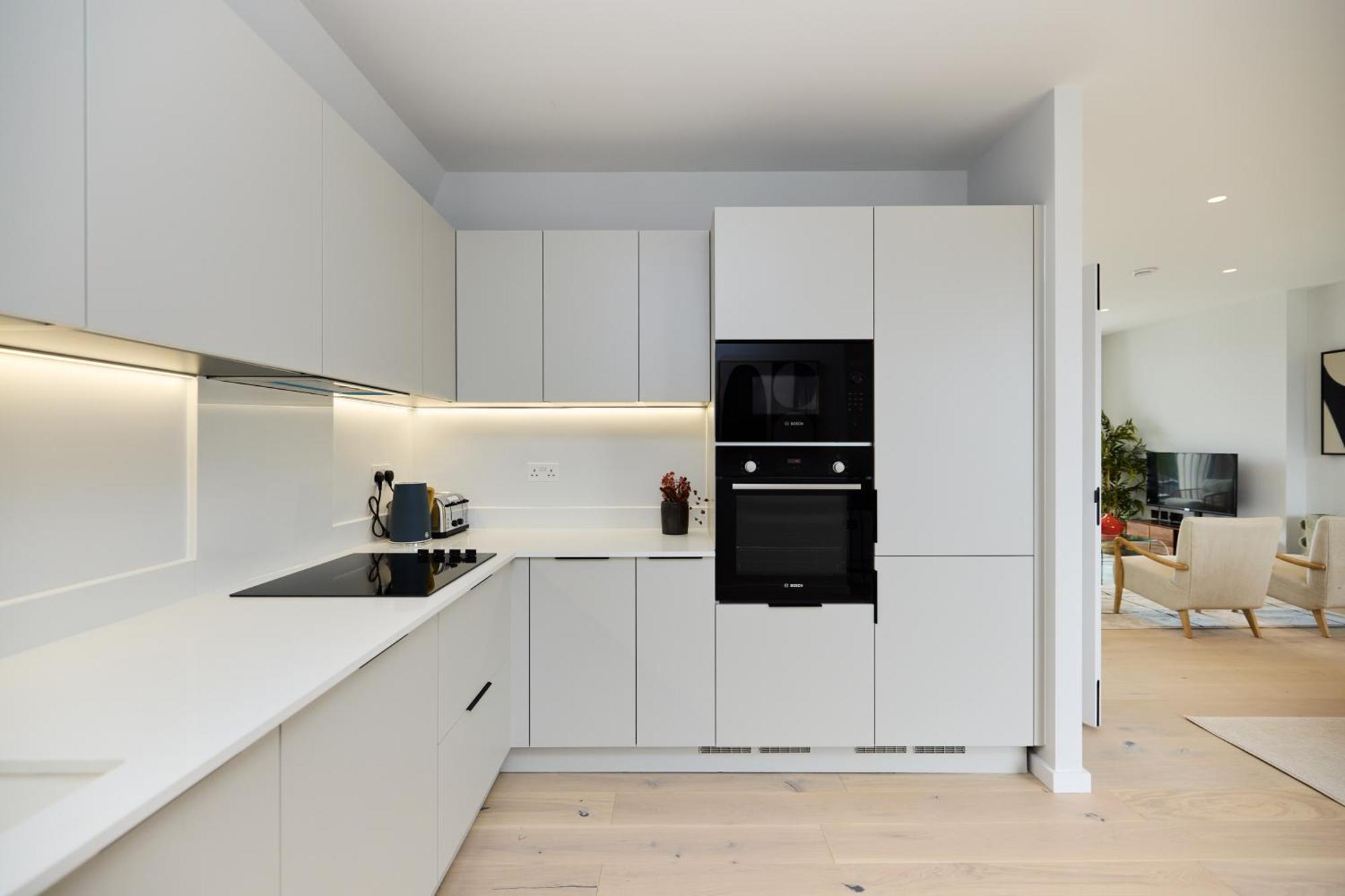 Apartment The Brondesbury Hideaway - Stylish 3bdr Flat With Balcony & Parking