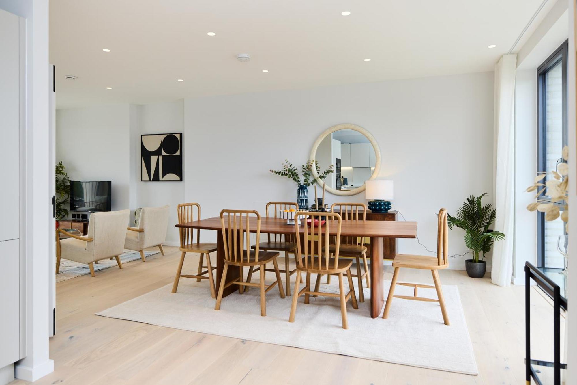 Apartment The Brondesbury Hideaway - Stylish 3bdr Flat With Balcony & Parking