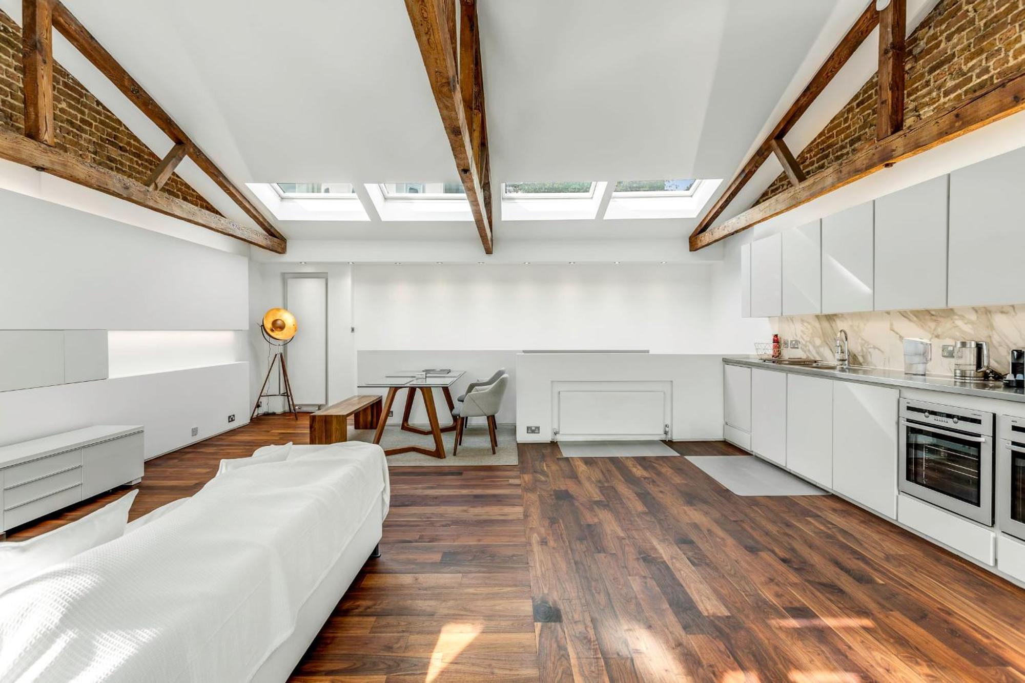 Luxury Loft-style Mews House Holiday home