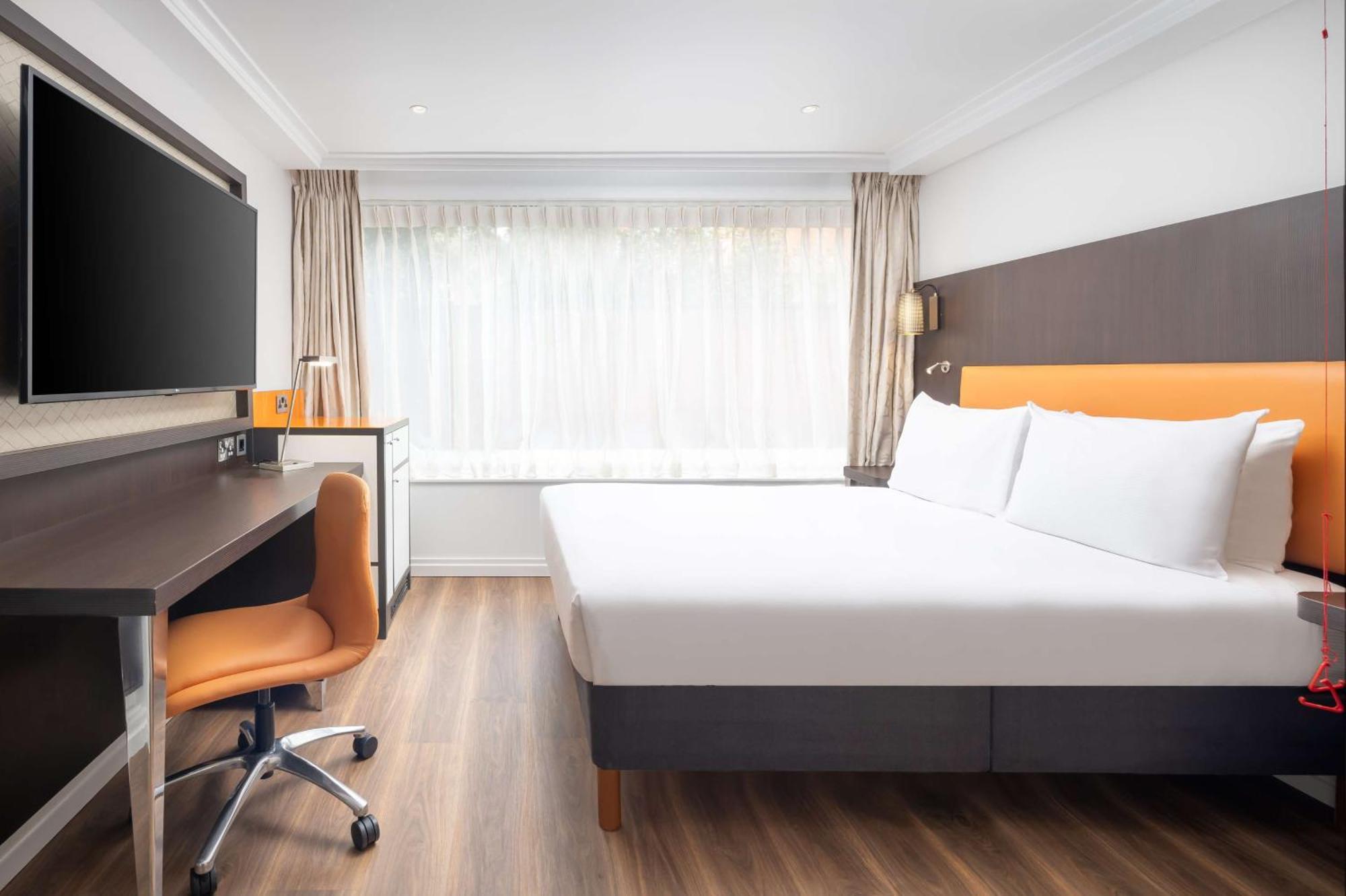 Doubletree By Hilton - Hyde Park 4*
