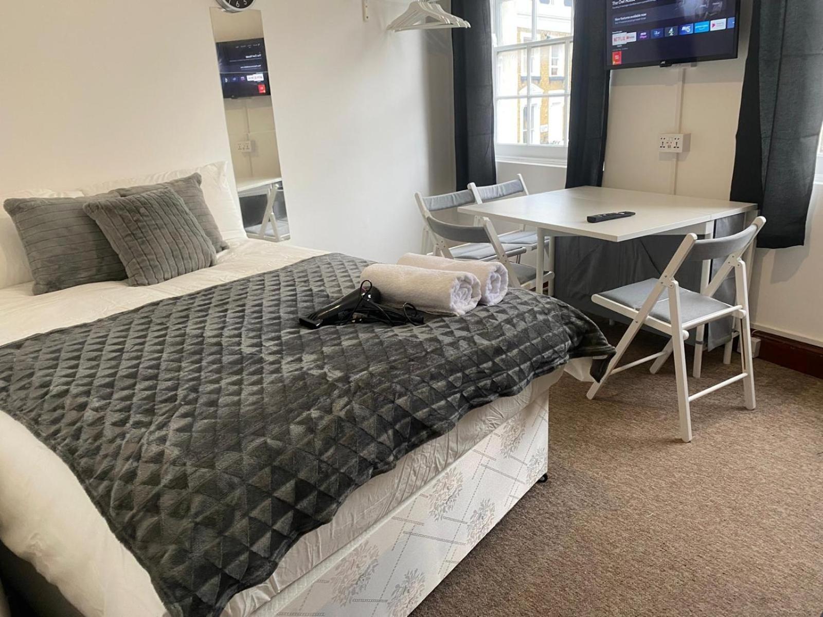 Kings Cross Private *