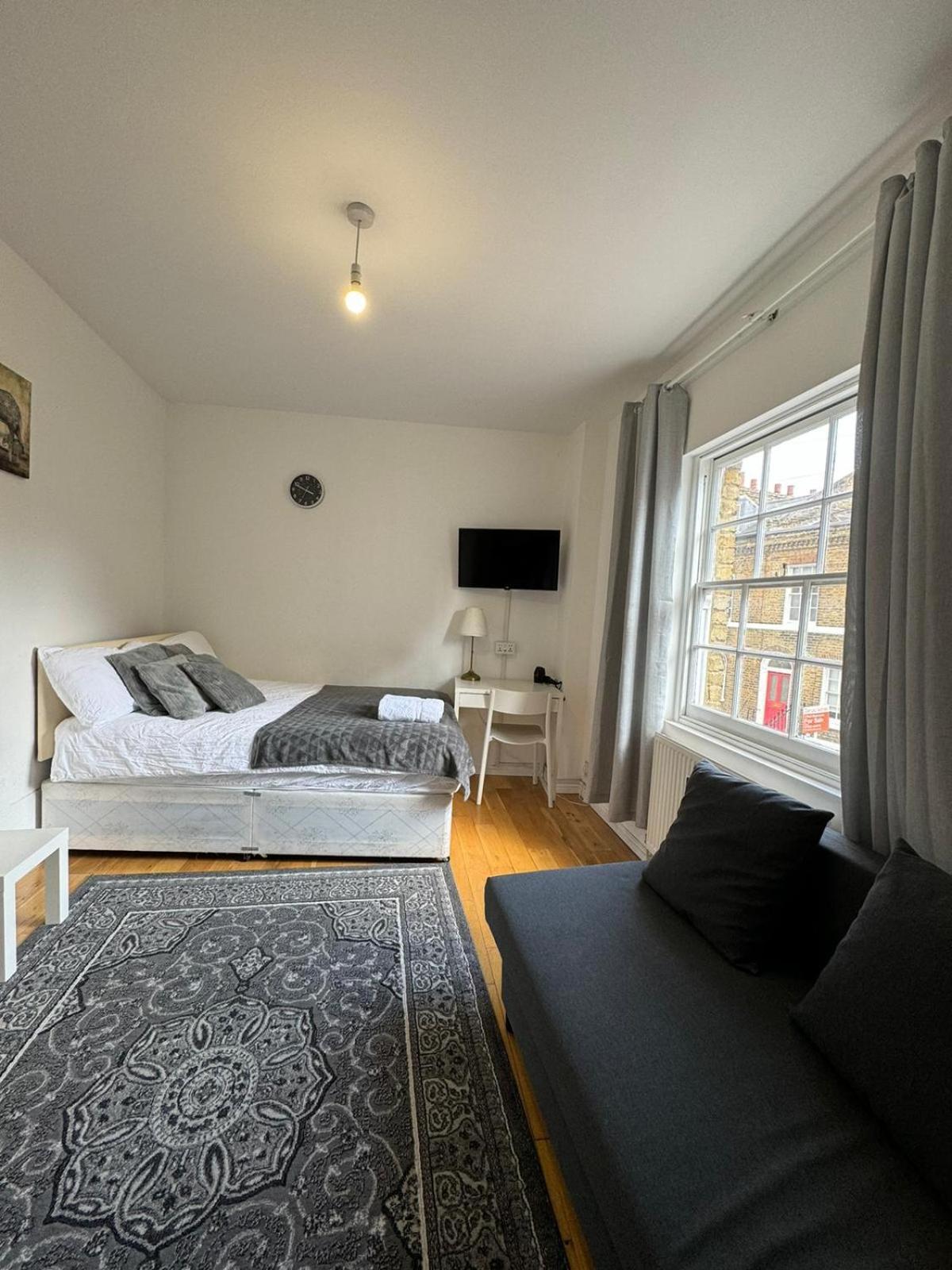 Kings Cross Private *