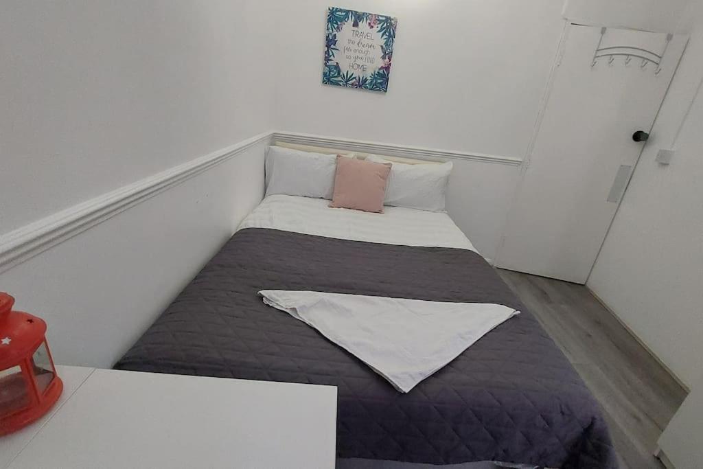 St Pancras Private * London