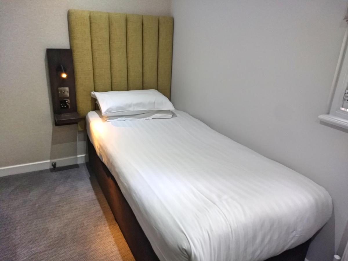 Hotell Garden Court
