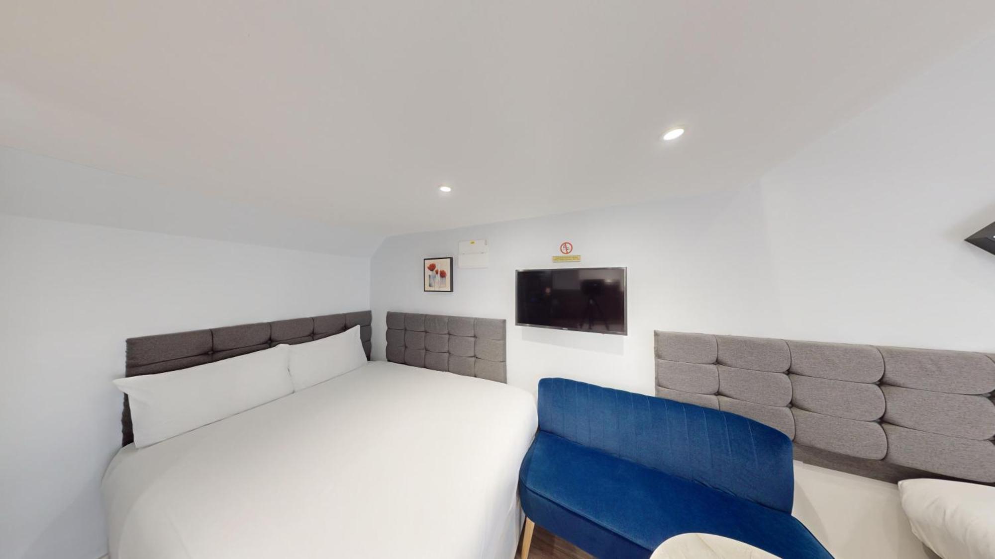Msk Premium * London