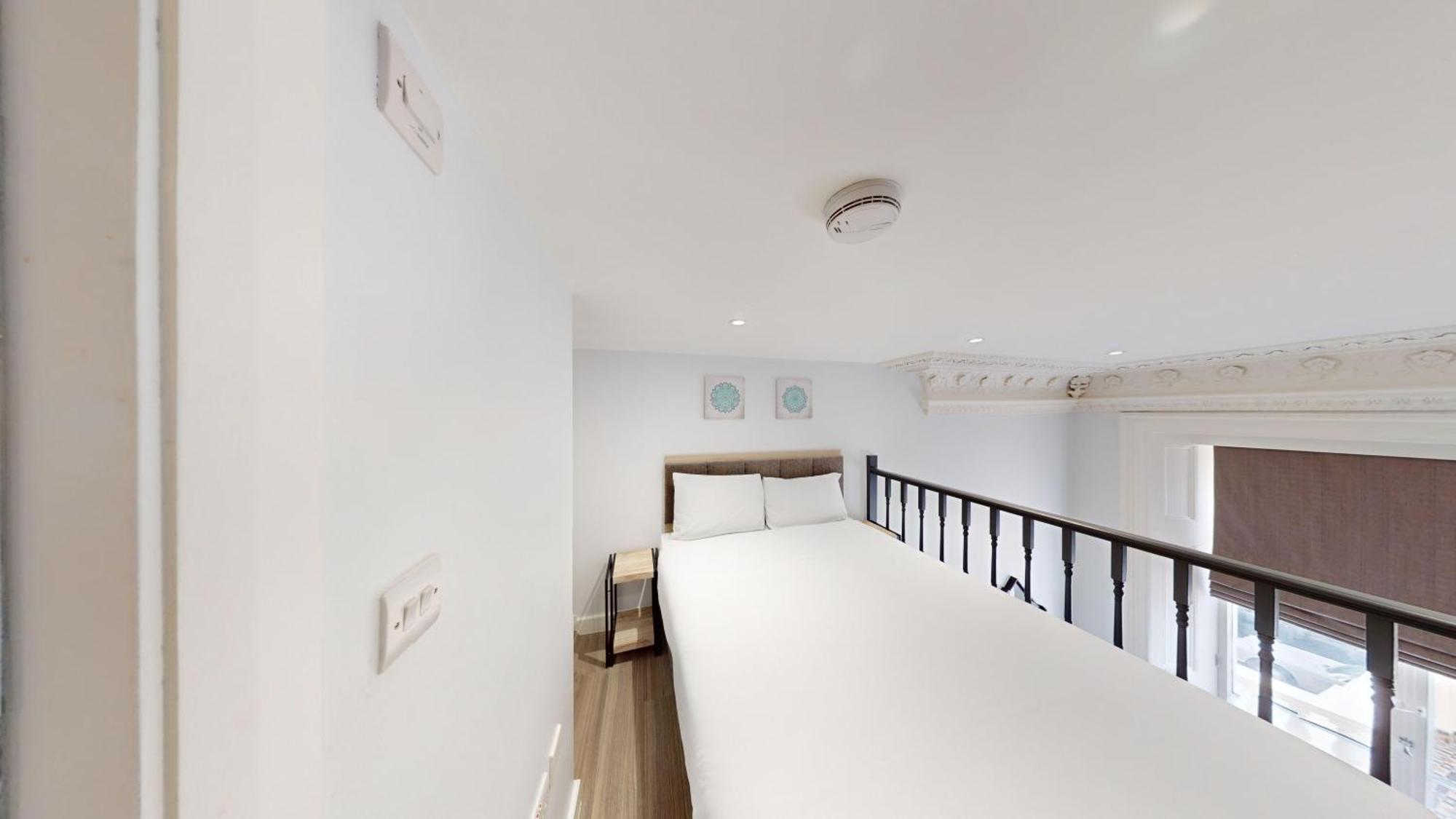 Msk Premium Apartment London