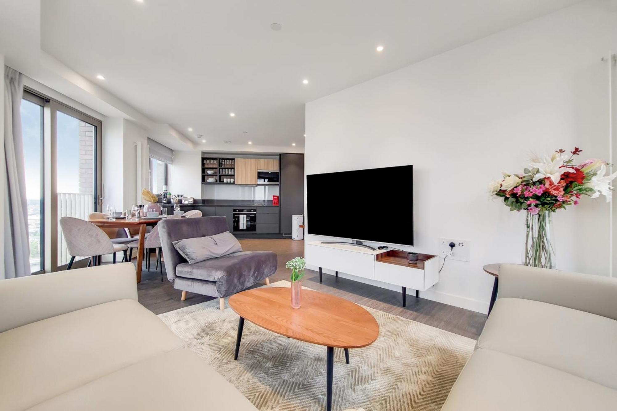 Deluxe Three Bedroom By Excel Lägenhet *