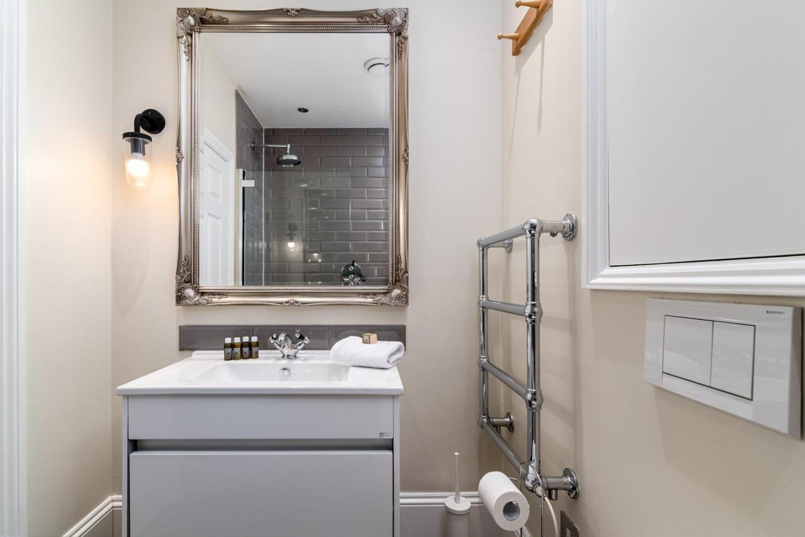 1br Gem In The Heart Of Covent Garden With Aircon Leilighet *
