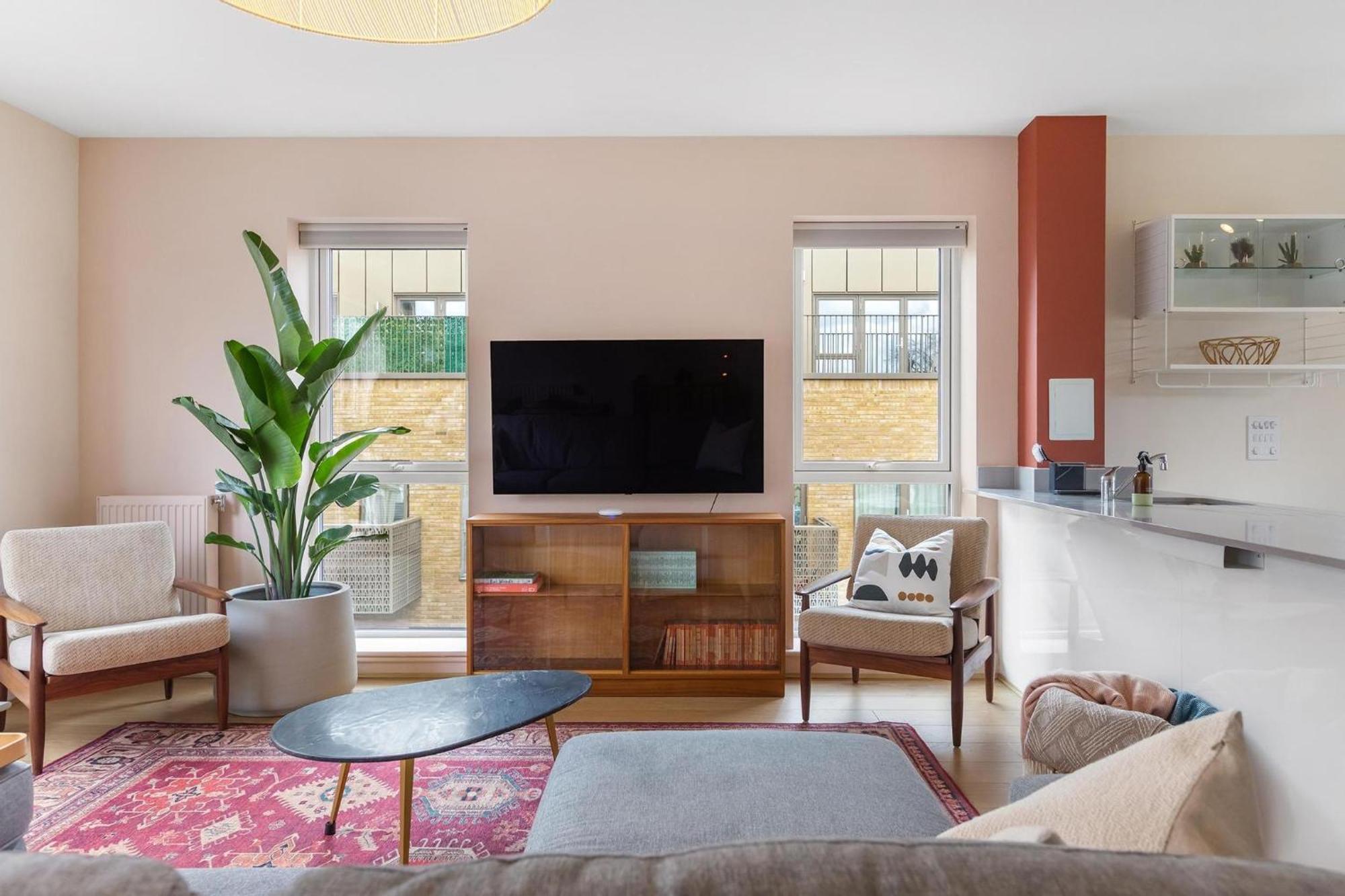Designer 2bed 3bath Duplex - 20mins2central London! * Londres