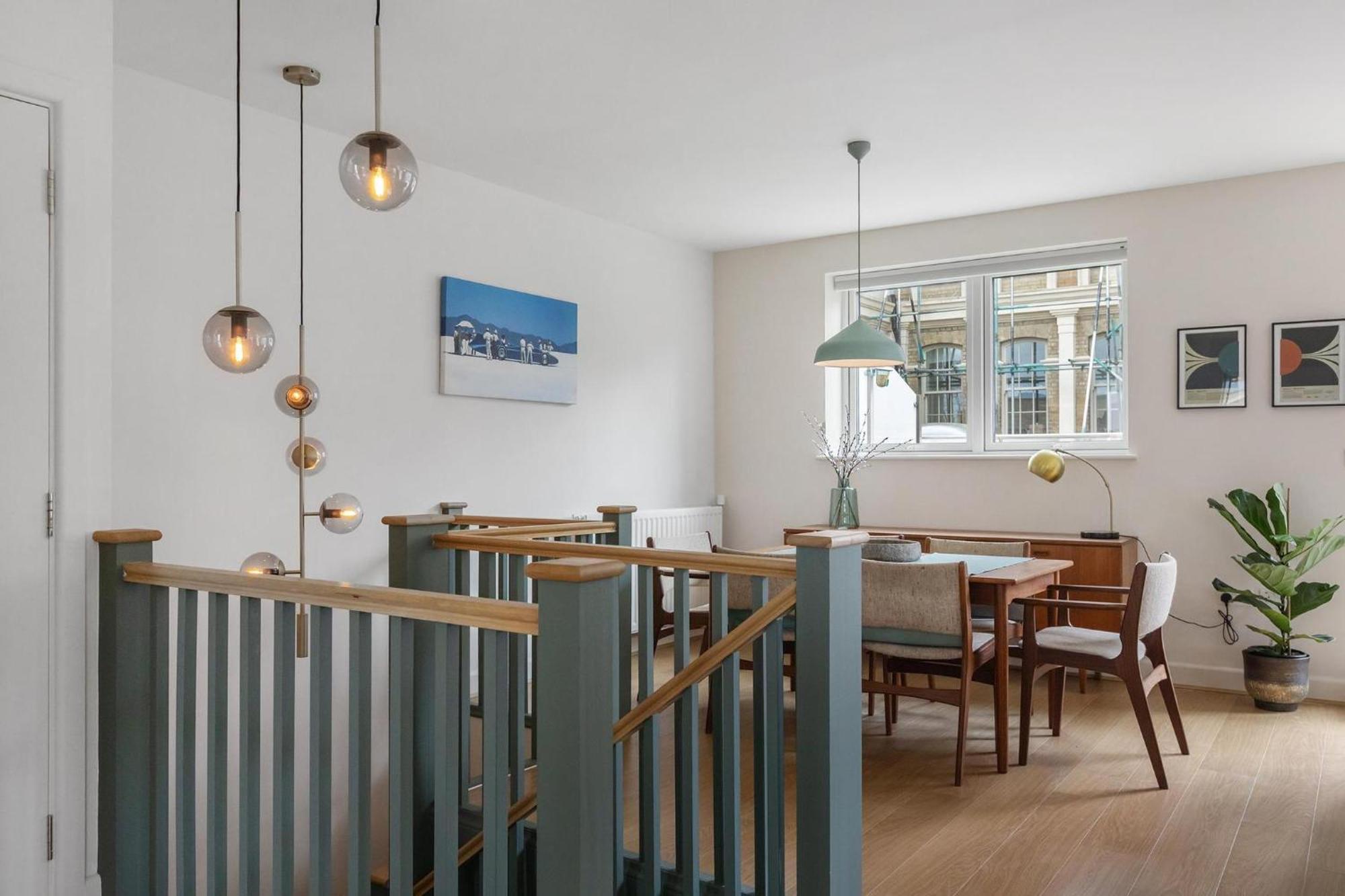 Designer 2bed 3bath Duplex - 20mins2central London! Appartement