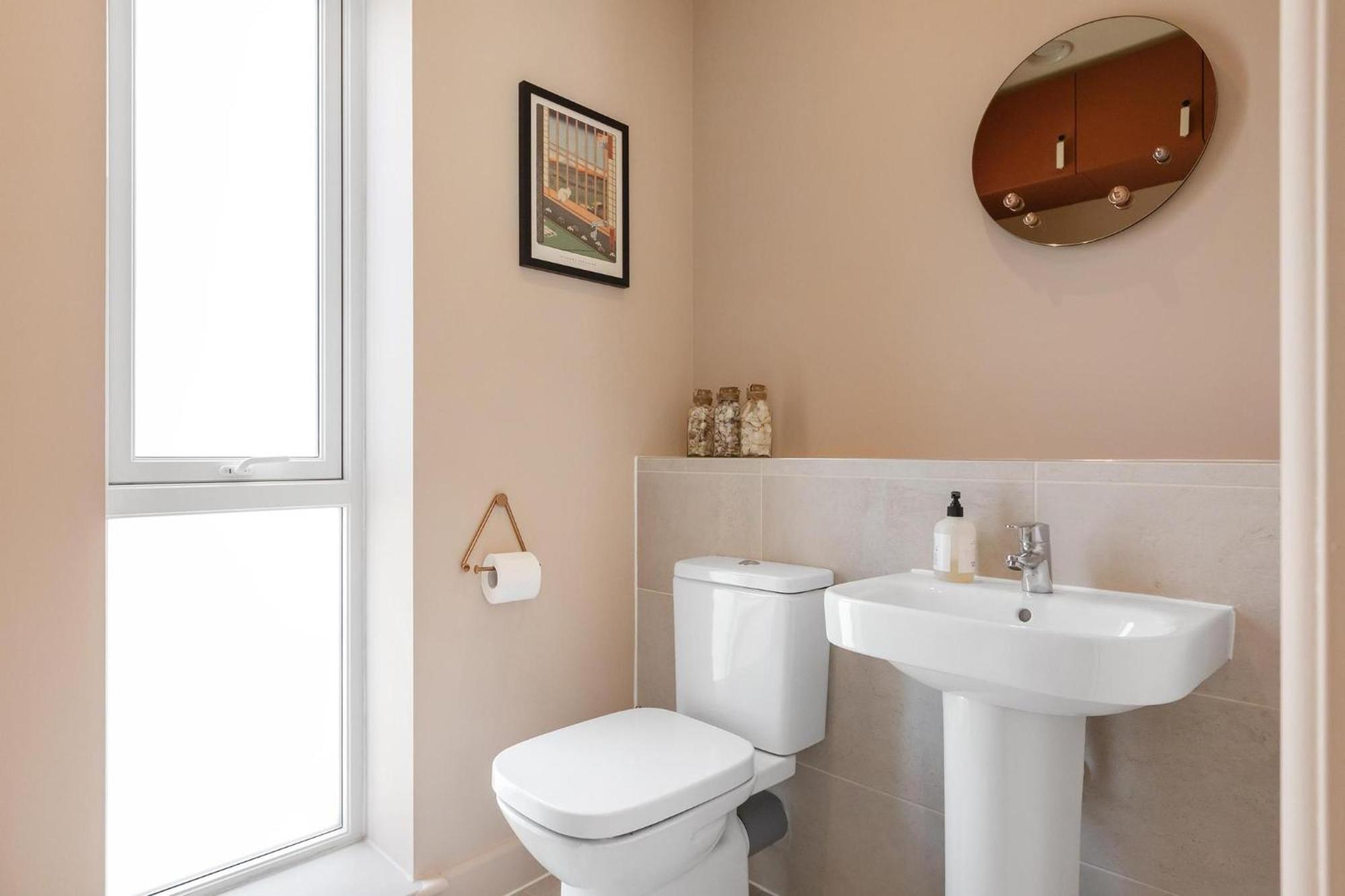 Designer 2bed 3bath Duplex - 20mins2central London! Londres