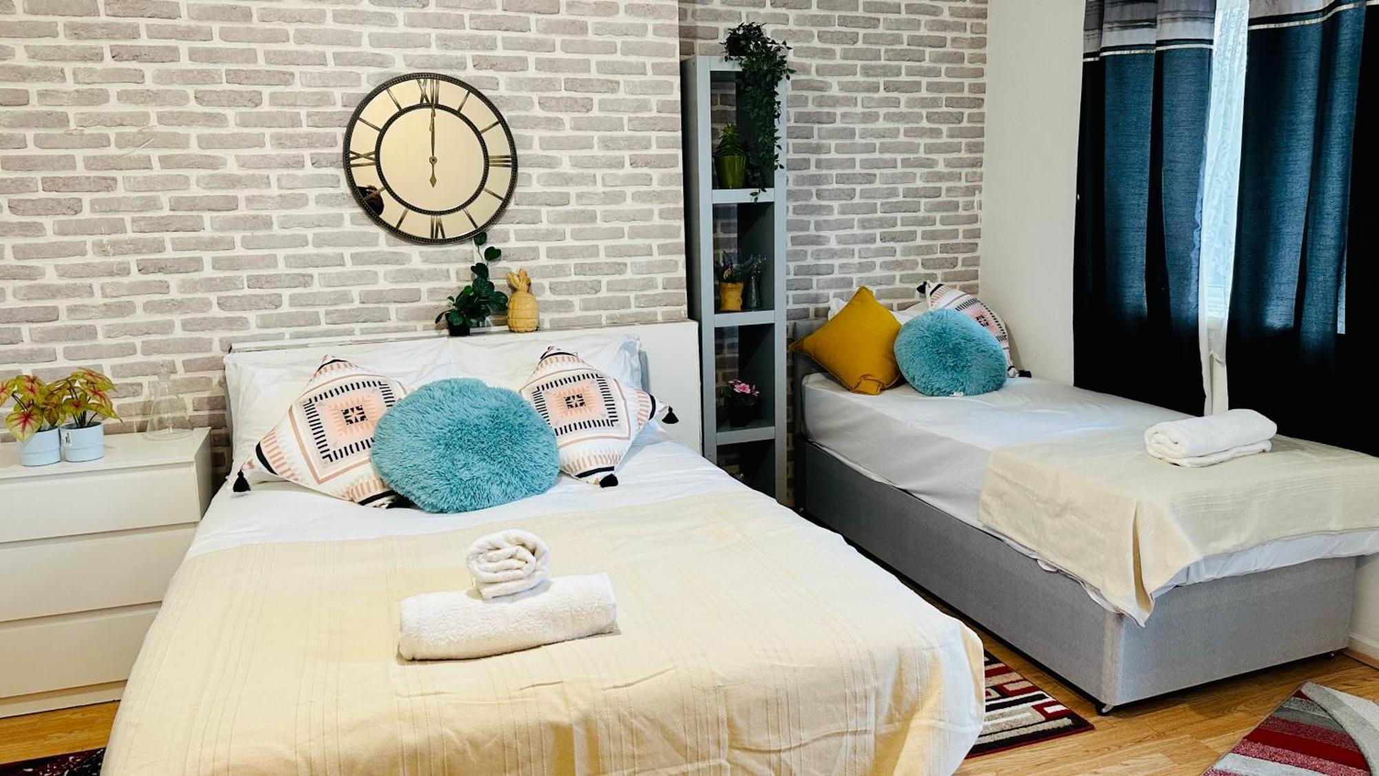 Whites Bed & Breakfast