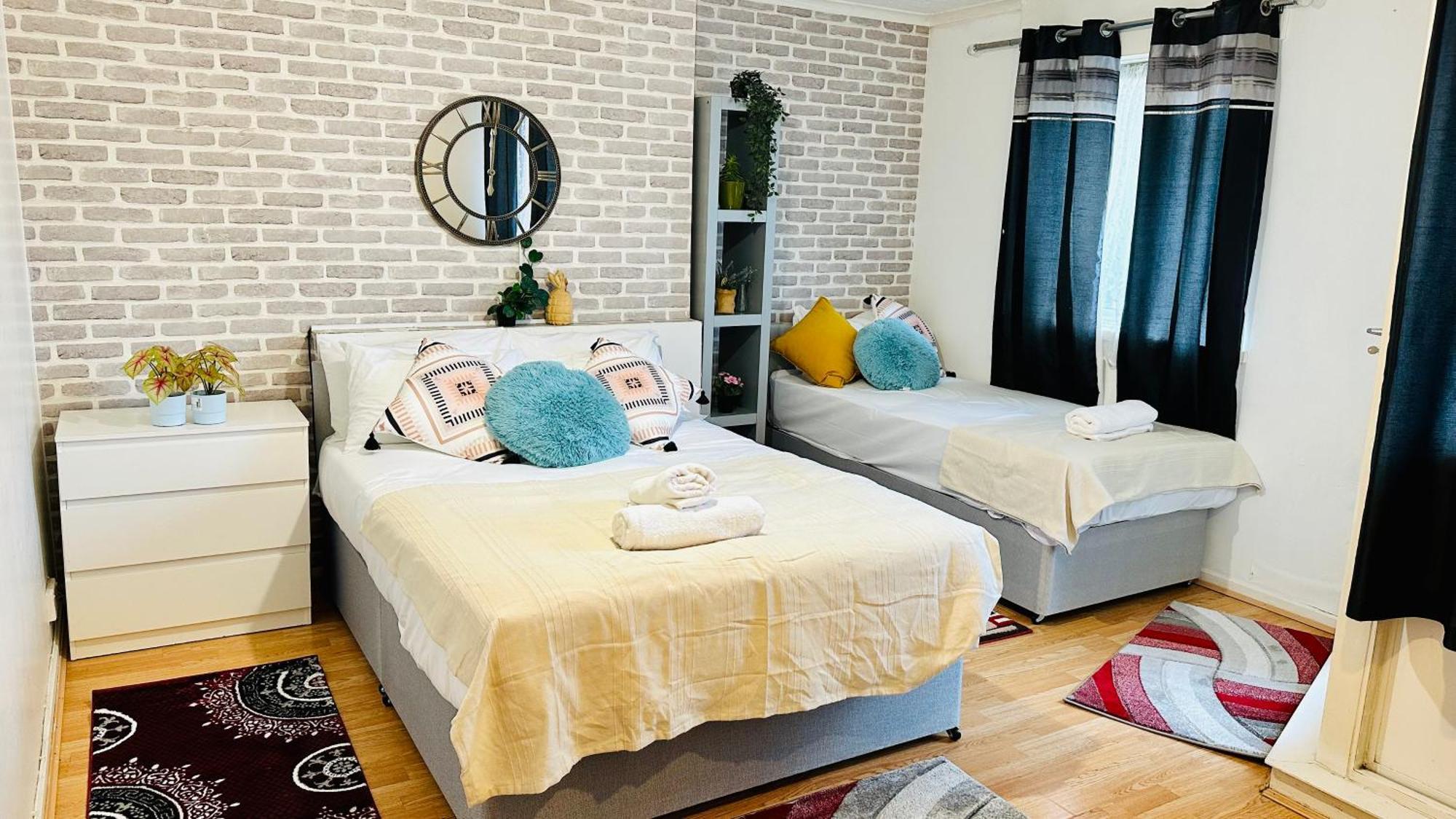 Bed & Breakfast Whites *