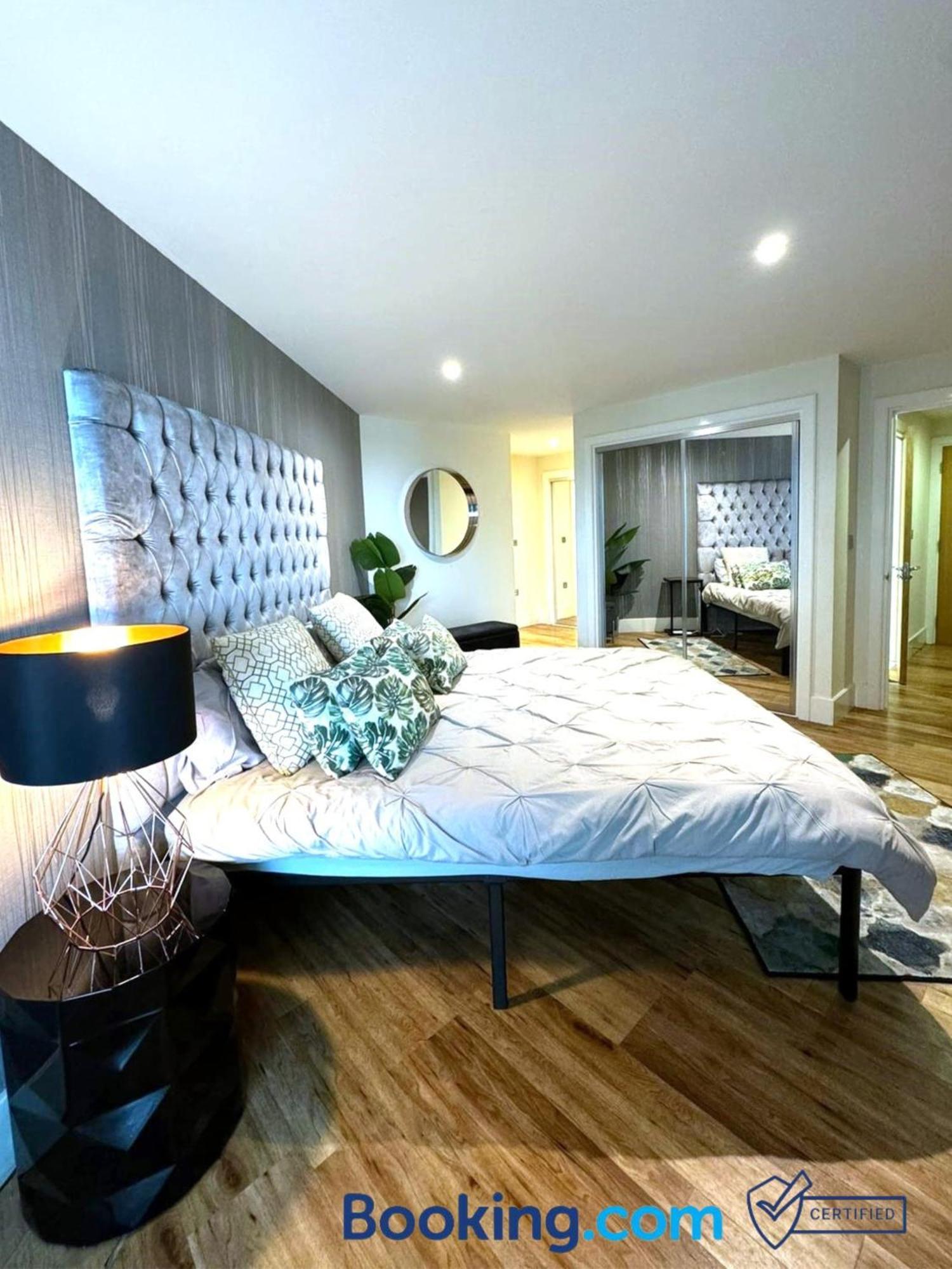 Vauxhall Large 2bedroom With Amazing River View Panoramic Balcony London