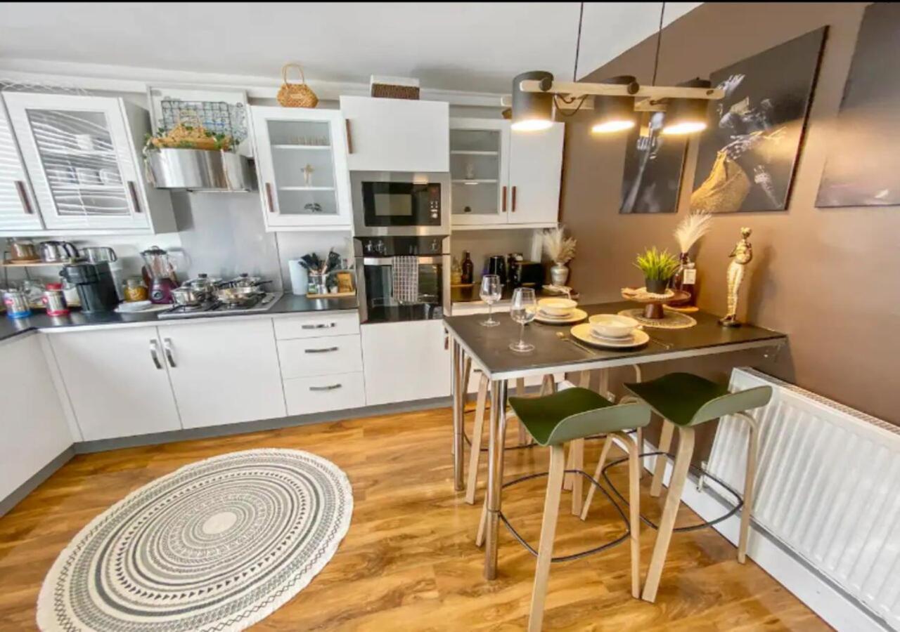 3bed 2bath With Garden Sauna & Hot Tub Feriehus