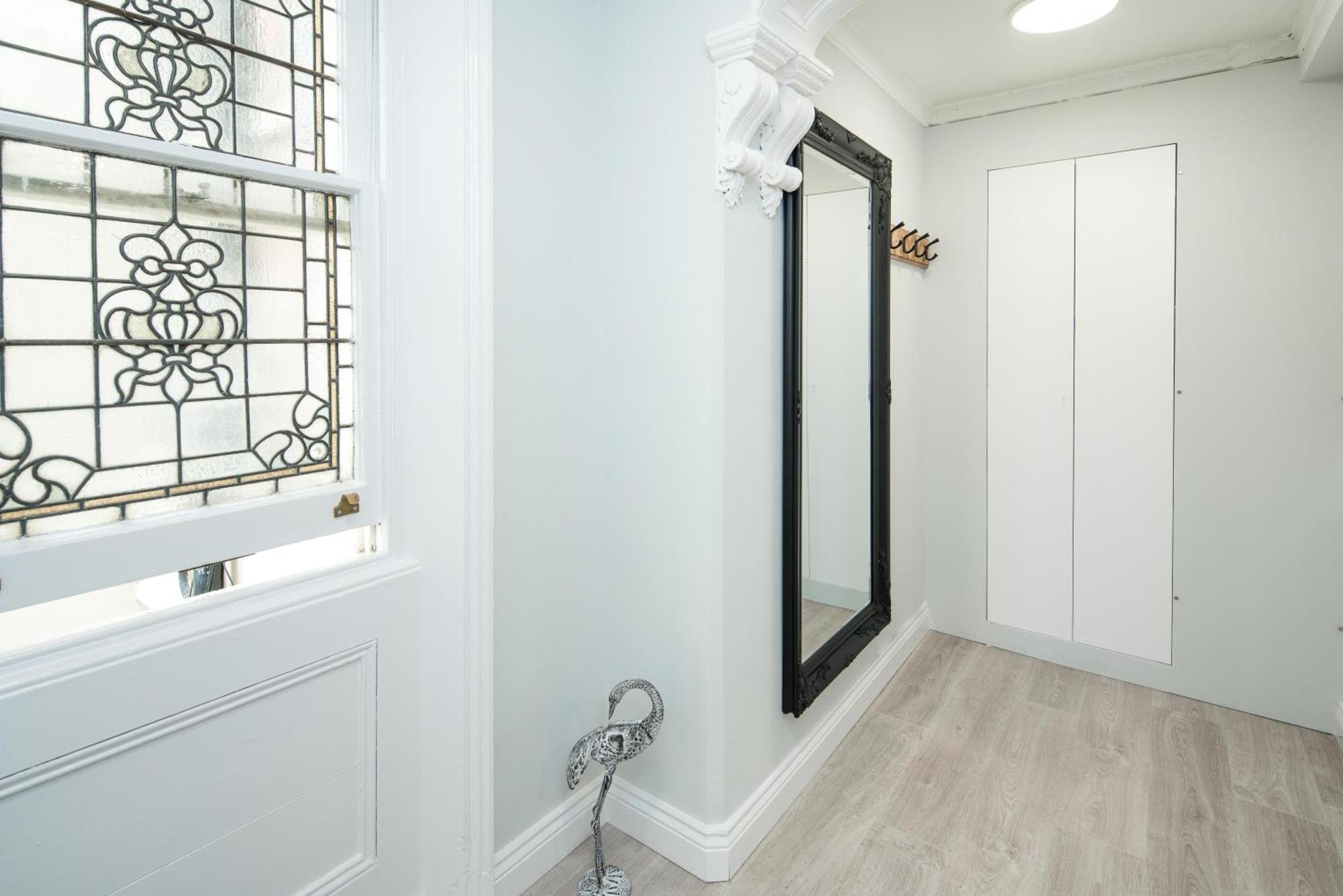 Tranquil Trio Bedrooms Appartamento Londra