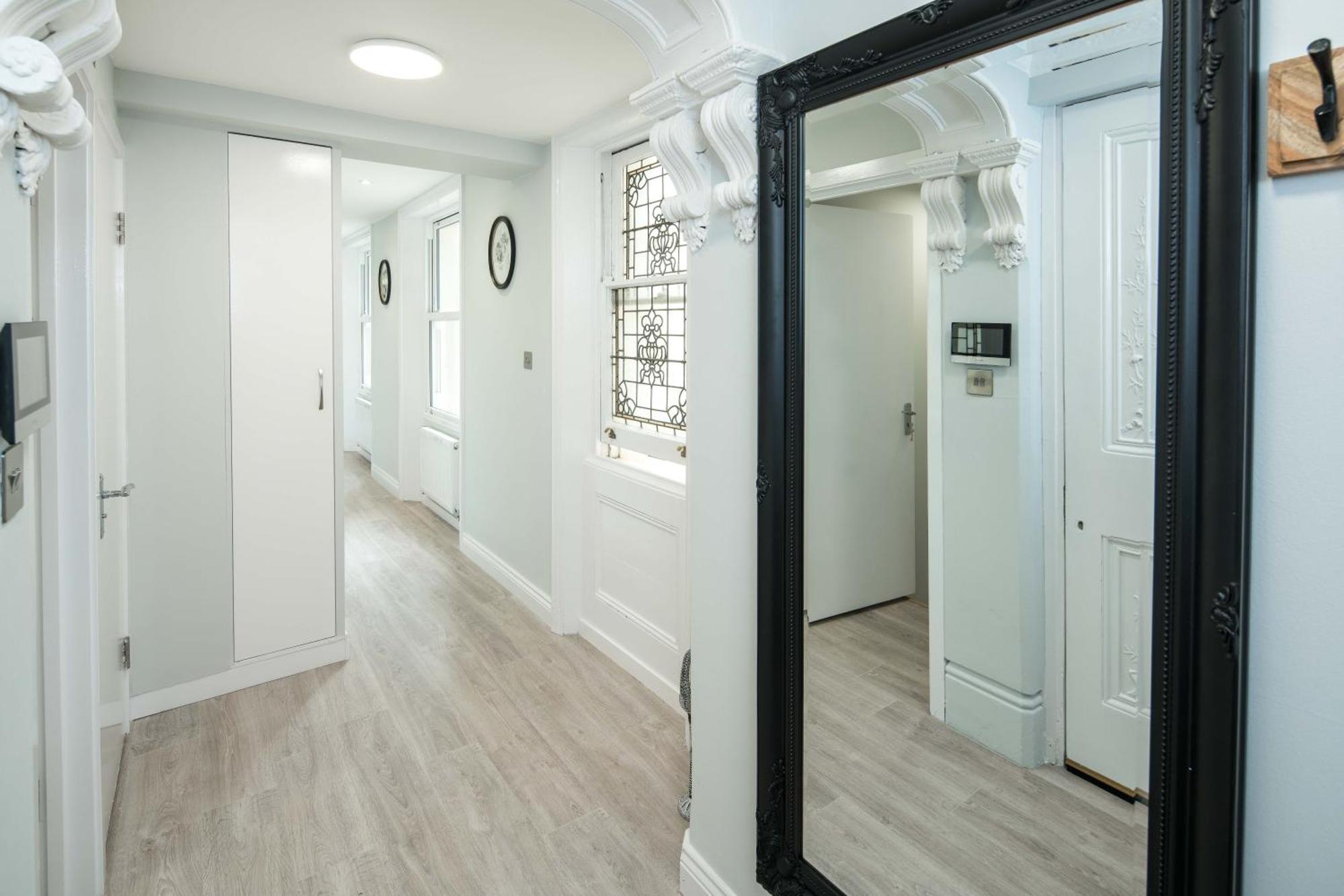 Tranquil Trio Bedrooms Appartamento *