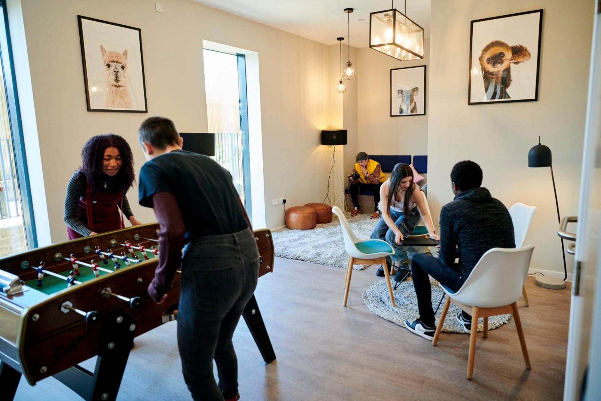 For Students Only Private Bedrooms With Shared Kitchen, And At Canvas Walthamstow In Londres