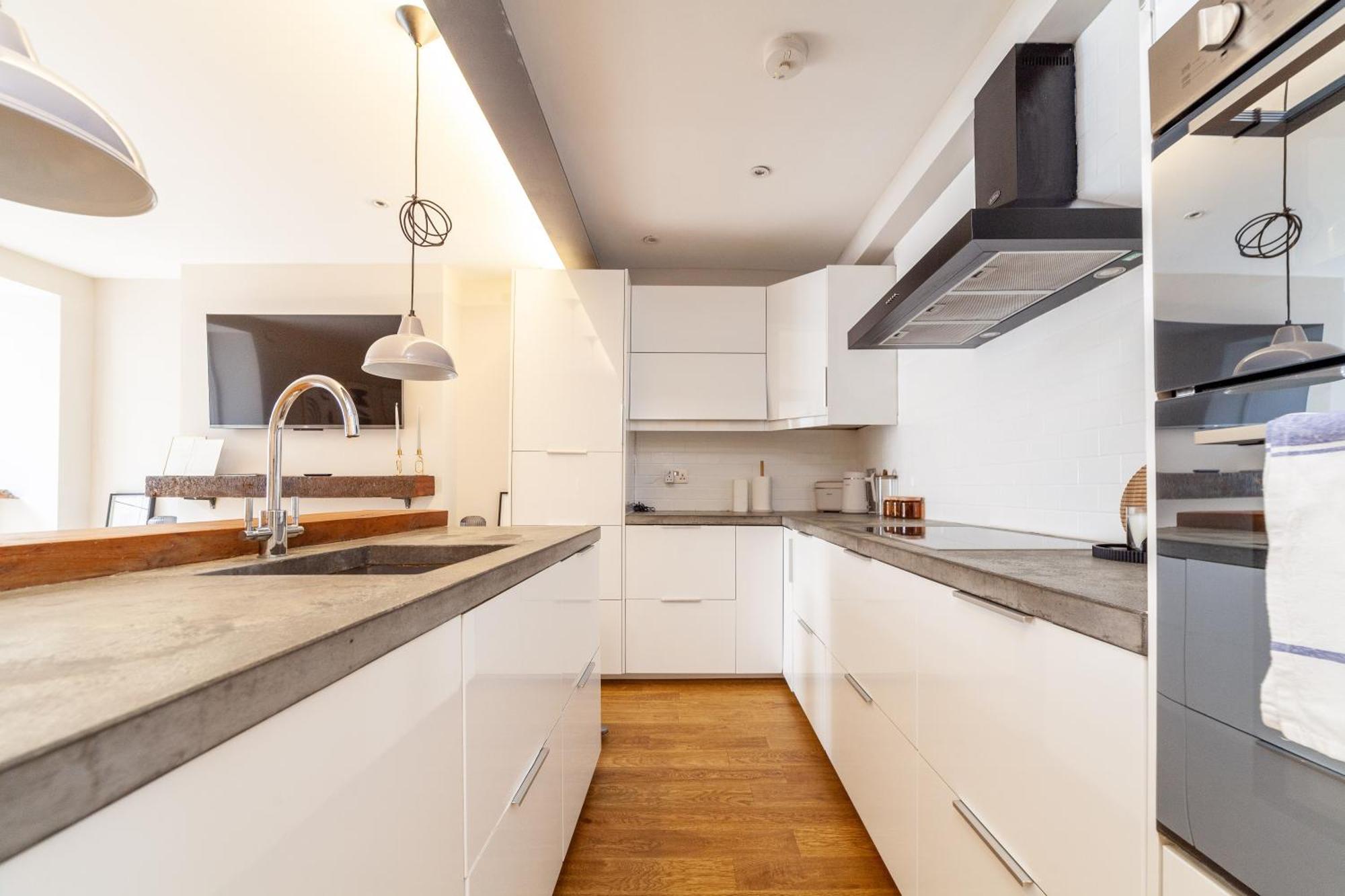 Stylish & Central 2-bed, 2-bath In Notting Hill Leilighet