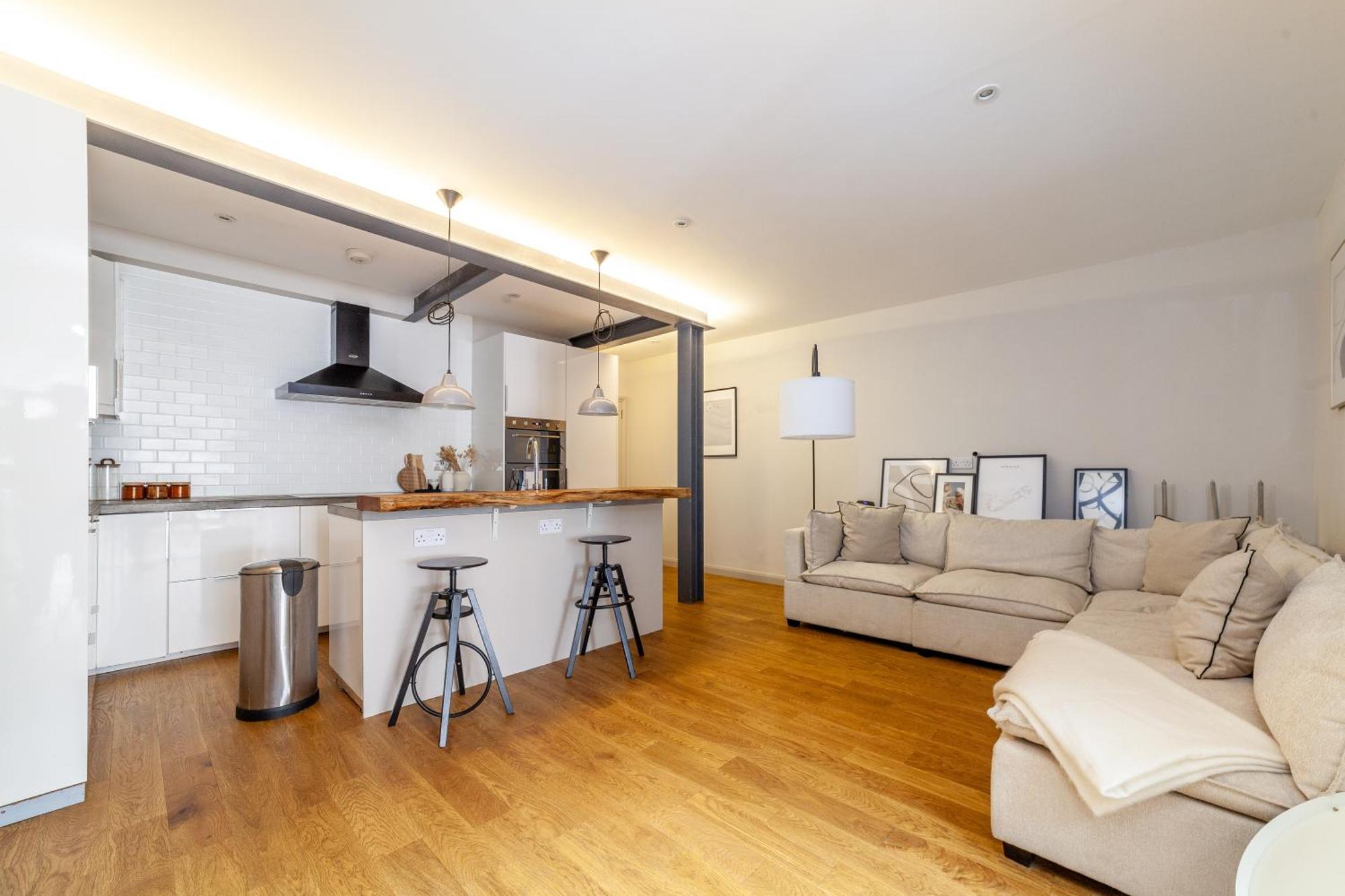 Stylish & Central 2-bed, 2-bath In Notting Hill Leilighet *