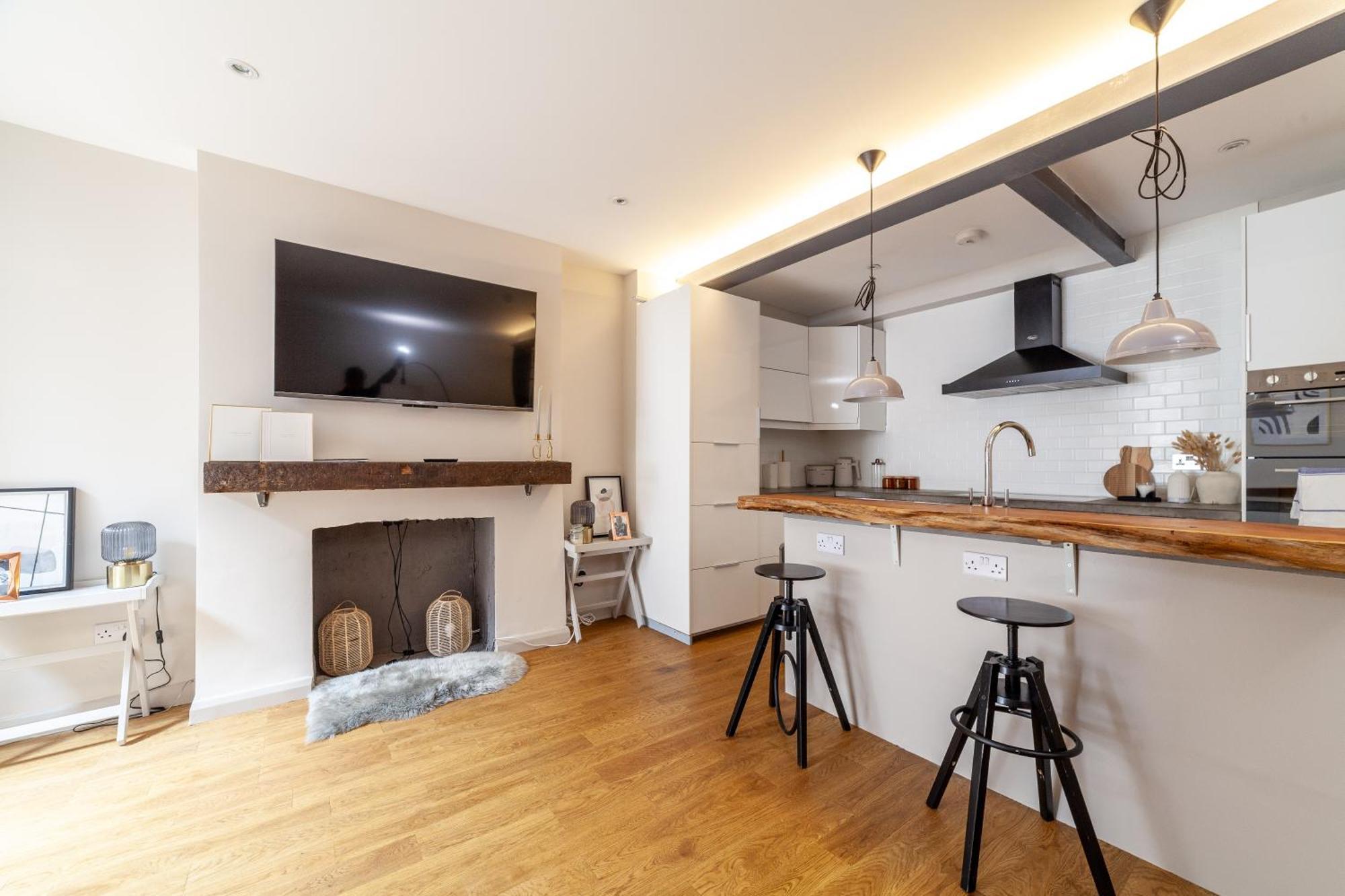 Stylish & Central 2-bed, 2-bath In Notting Hill Leilighet *