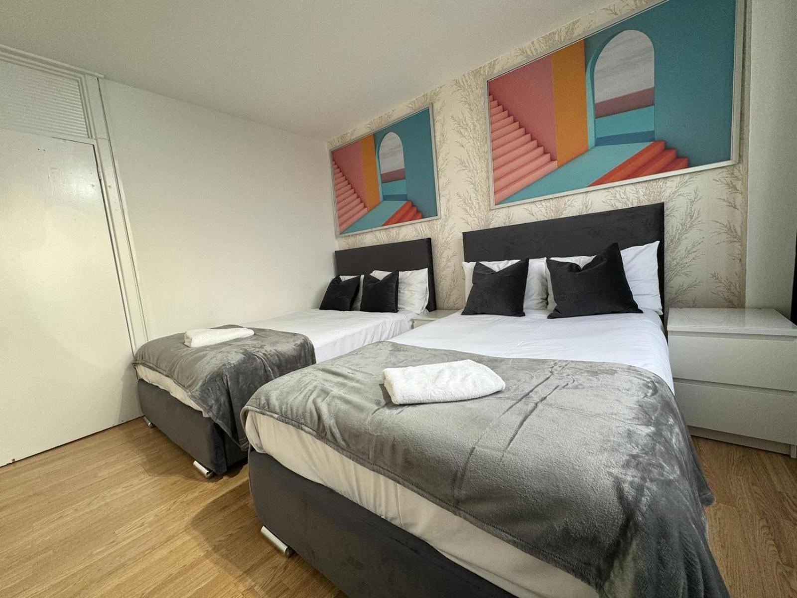 Two Bedroom Edgware Road Londen