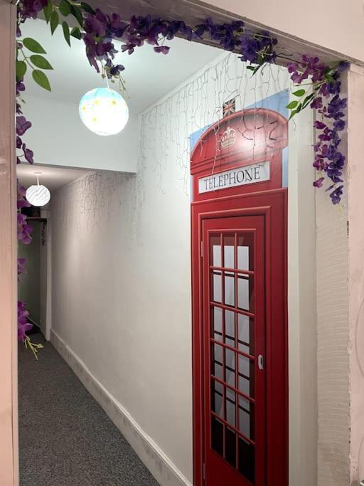 Flat In Heart Of London