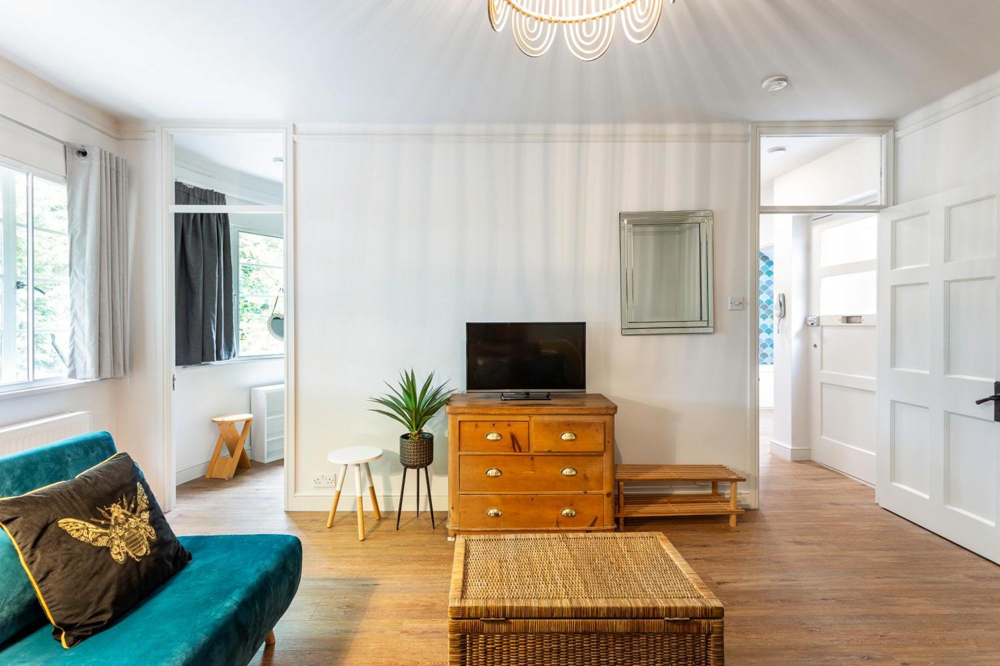 Stylish Highgate Haven *