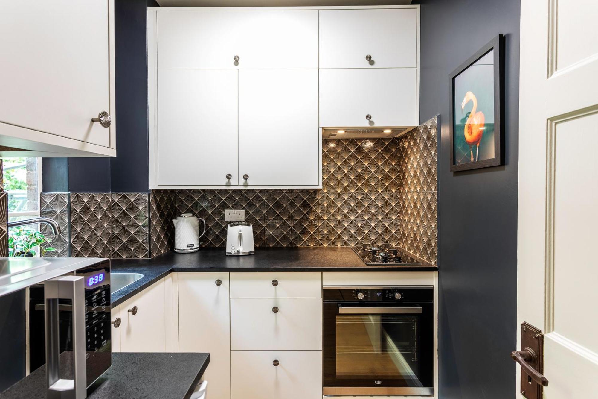 Apartment Stylish Highgate Haven