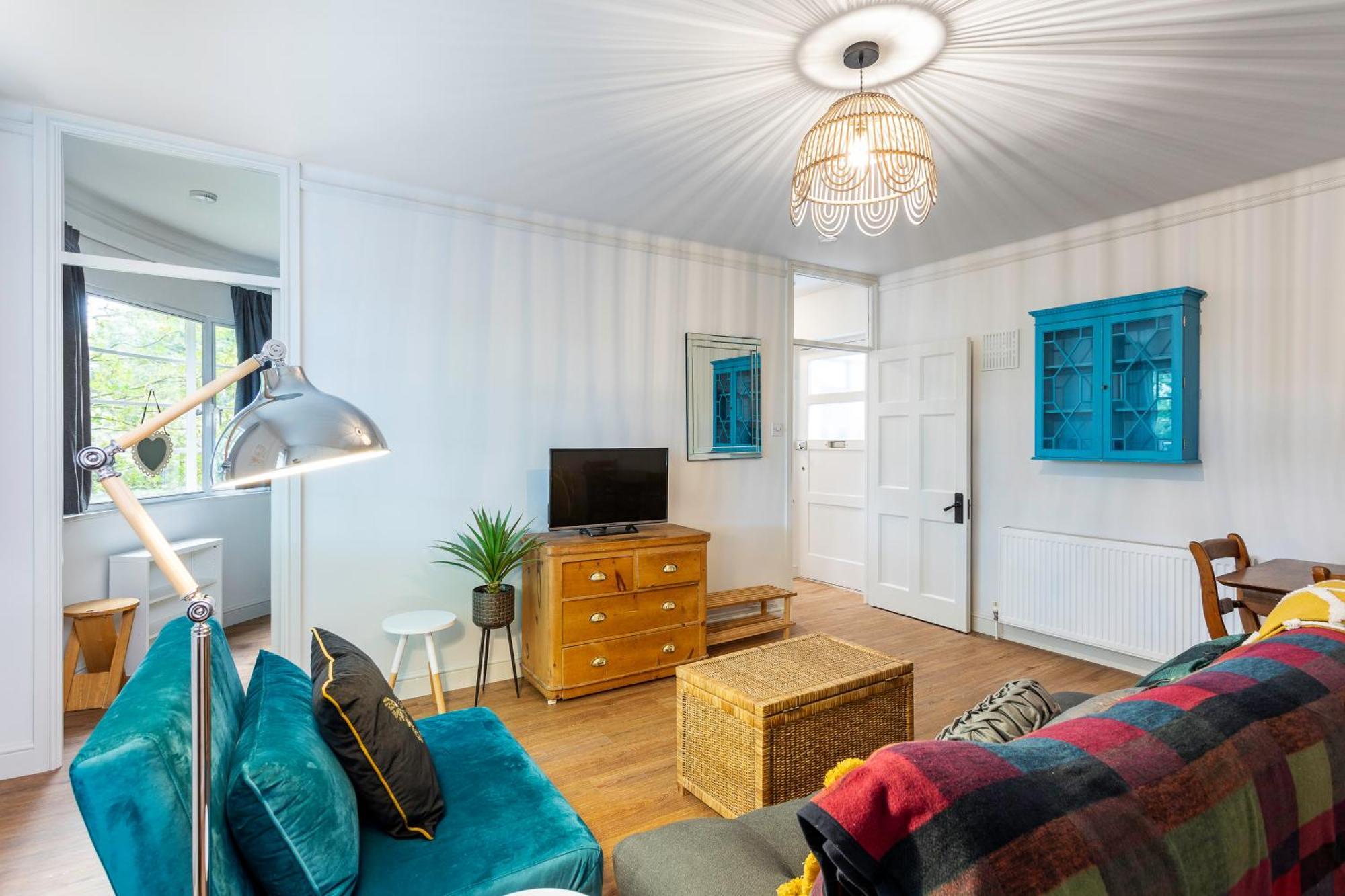 Apartment Stylish Highgate Haven
