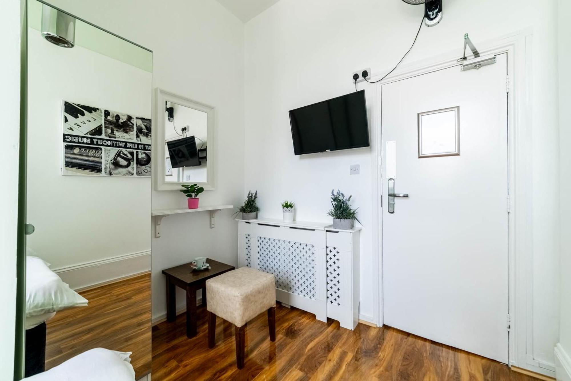 Book A Bed Hostel London