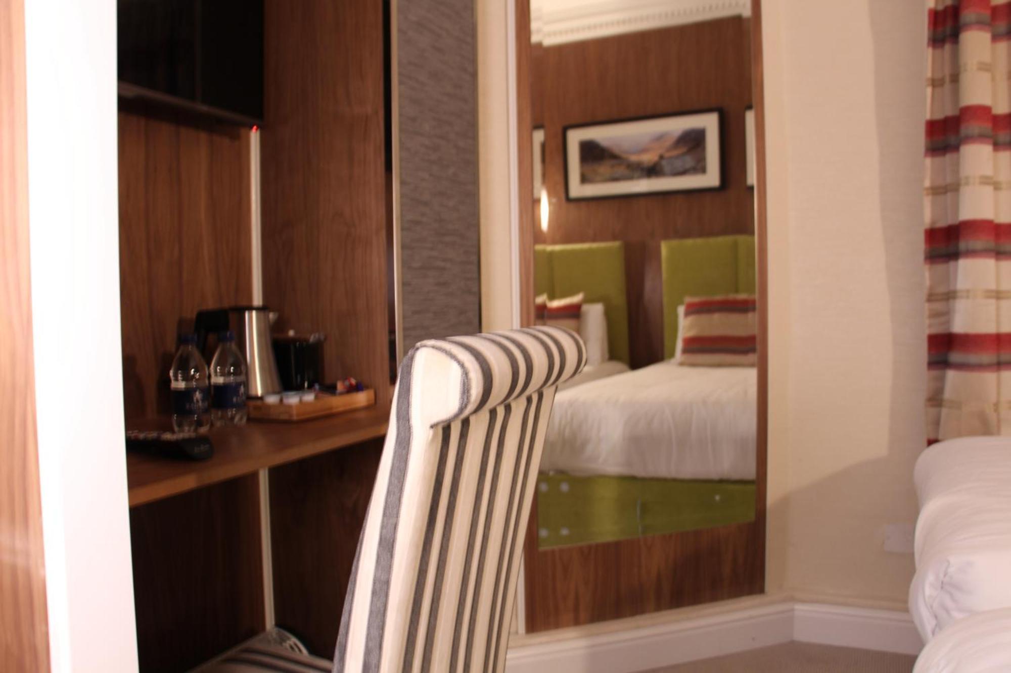 Cheshire Hotel London
