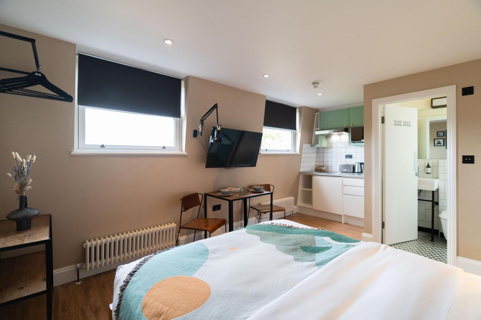 Lägenhetshotell Room2 Hammersmith Hometel 4*