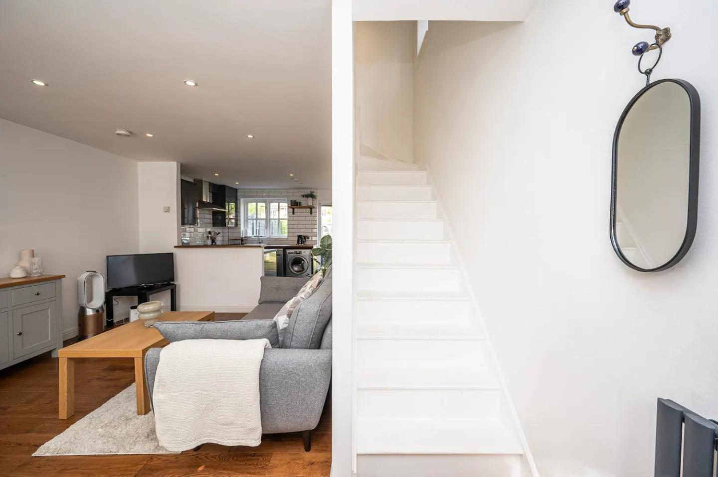 Greenwich House 10 Mins To O2 - Free Parking Pass The Keys * London