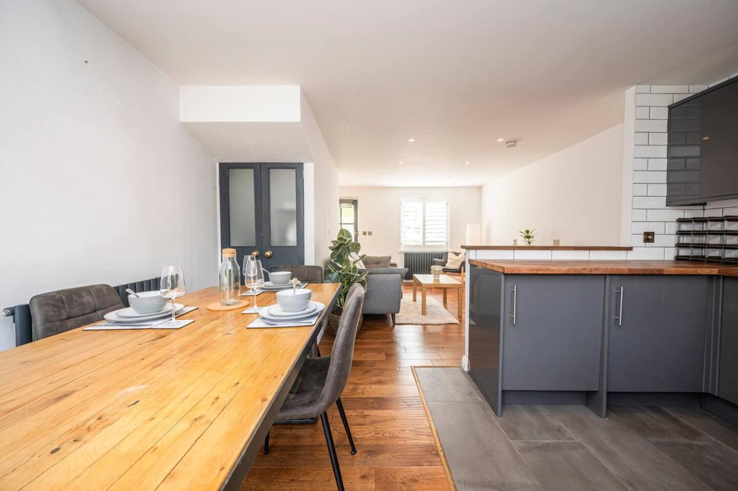 Greenwich House 10 Mins To O2 - Free Parking Pass The Keys London