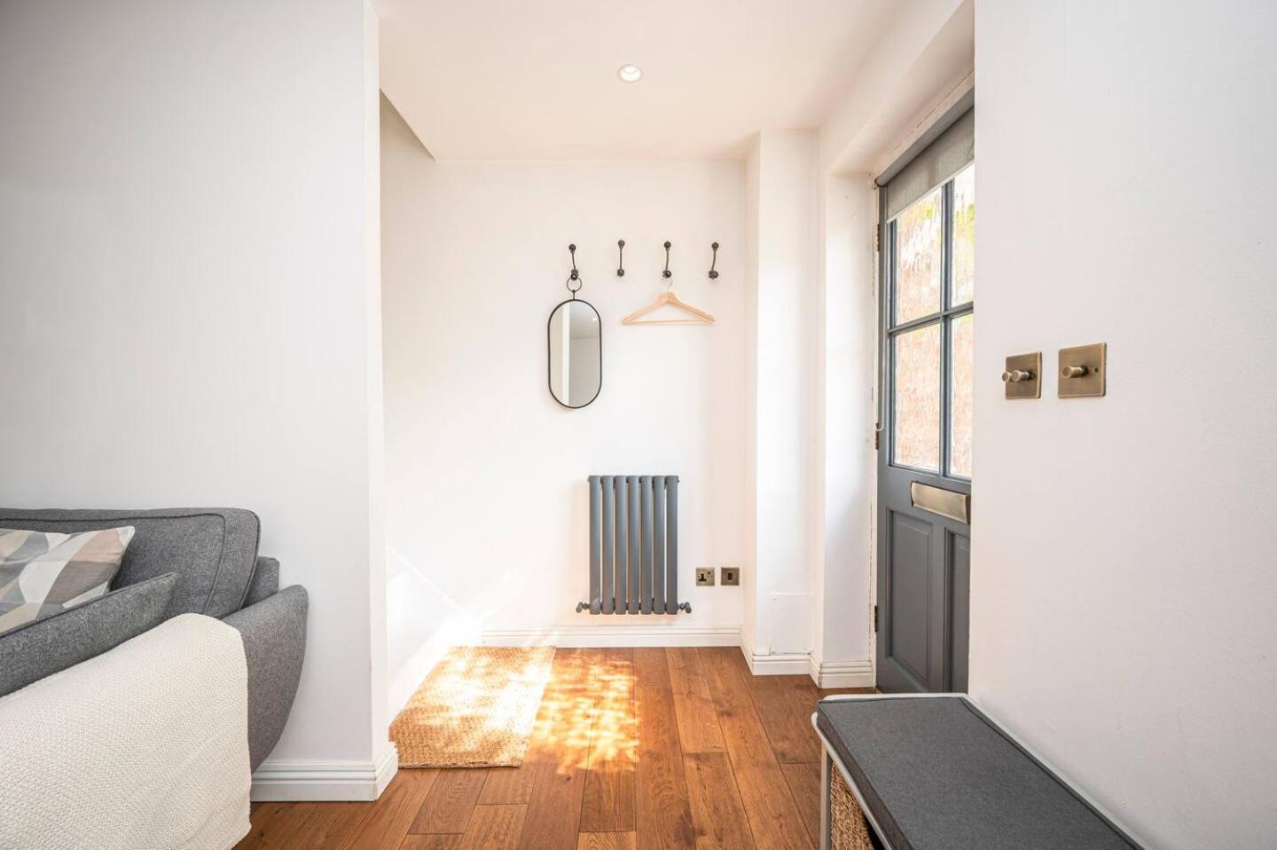 Semesterbostad Greenwich House 10 Mins To O2 - Free Parking Pass The Keys London